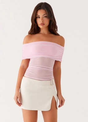 Tagless Collar Minimalist Silhouette Cut Nelly Off Shoulder Top - Pink
