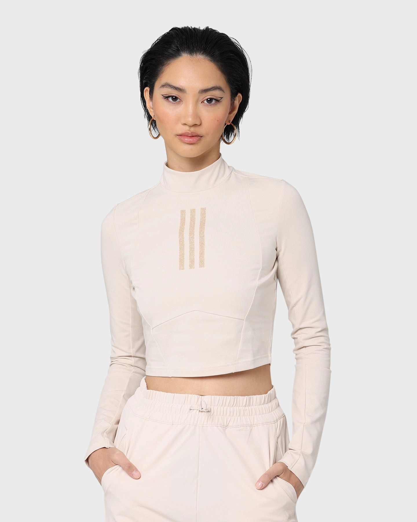 Adidas Women's Swarovski Long Sleeve T-Shirt Halo Ivory CushionedSupport Contoured Side Panels