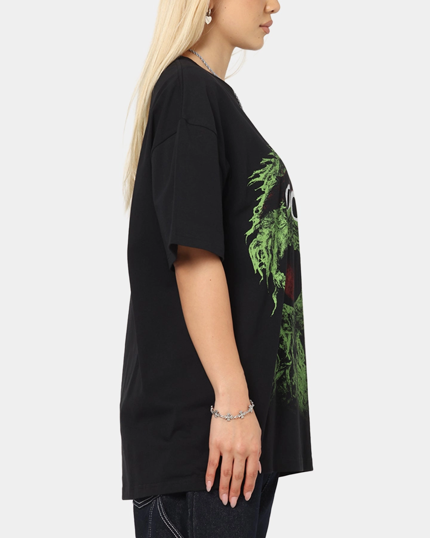 NonRestrictive Armholes Classic Crewneck Design American Thrift X Sesame Street Oscar The Grouch Grail Heavy T-Shirt Black