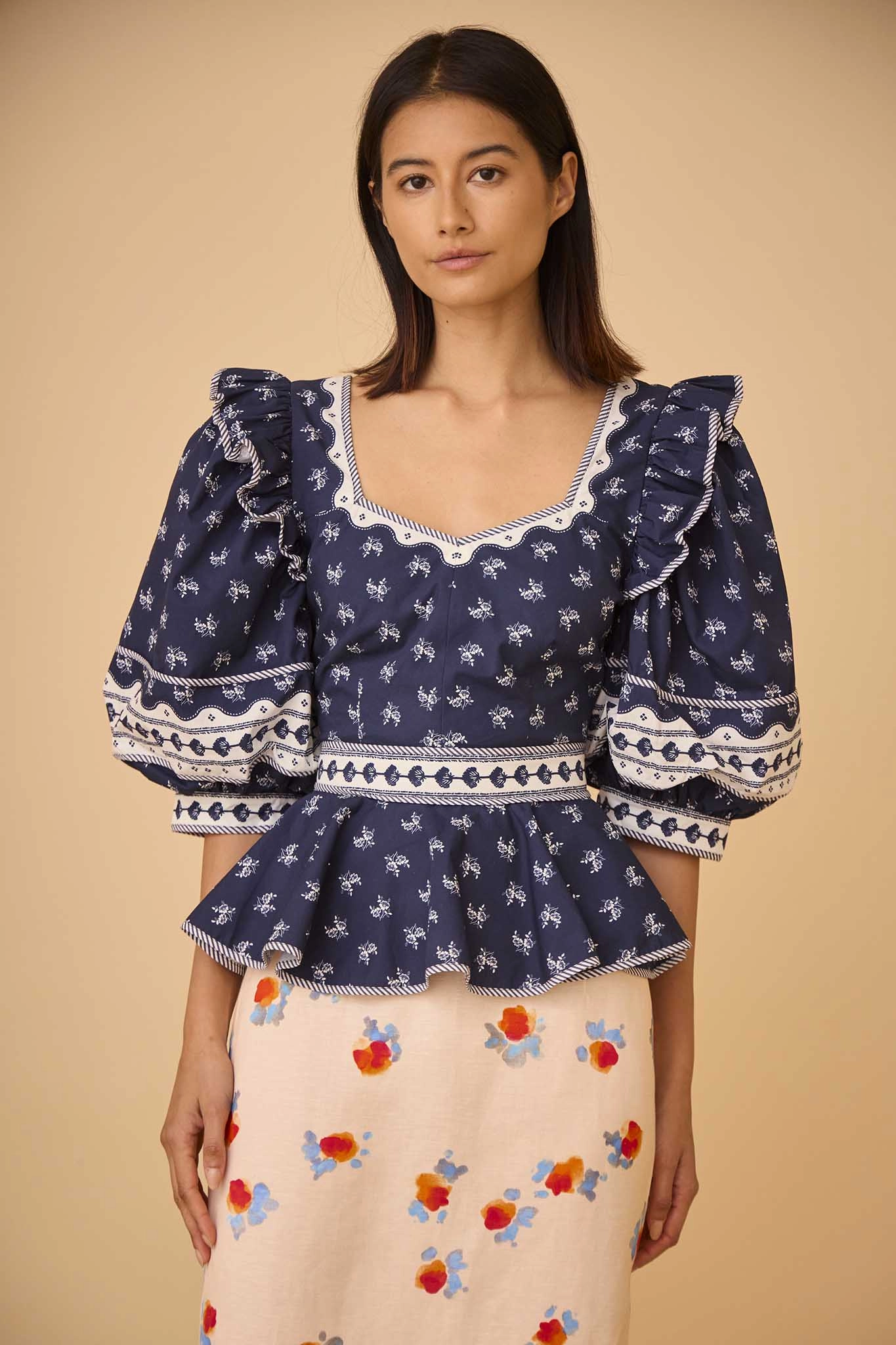 Minimalist Styling Compact Stitching Blayne Top