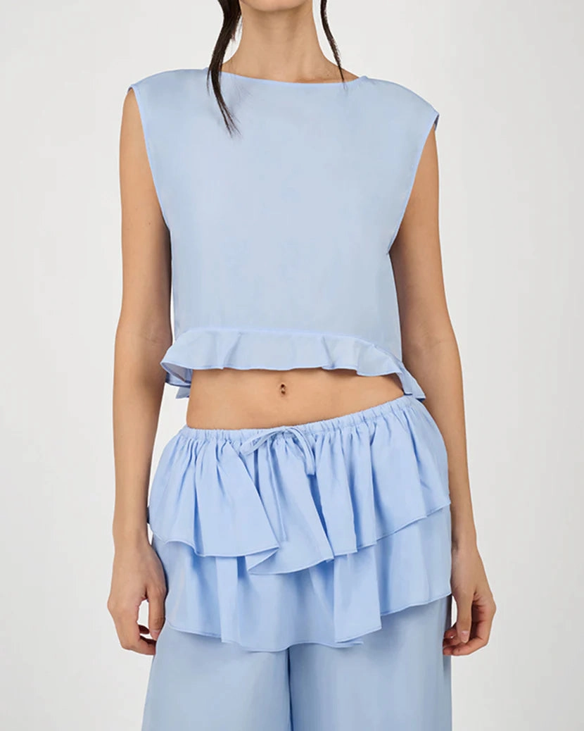 FlexibleNeckline Thermal Regulation System Boat Neck Ruffle Top