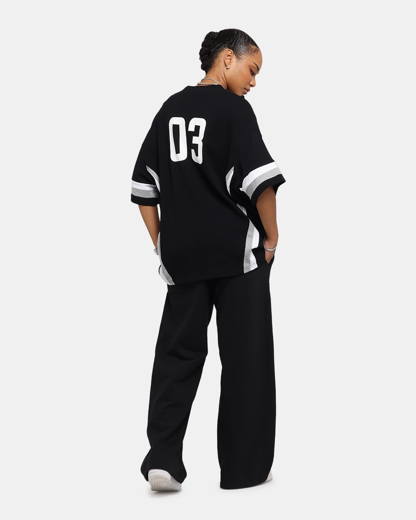 Carre Graffiti Waffle T-Shirt Black Bonded Seam Durability