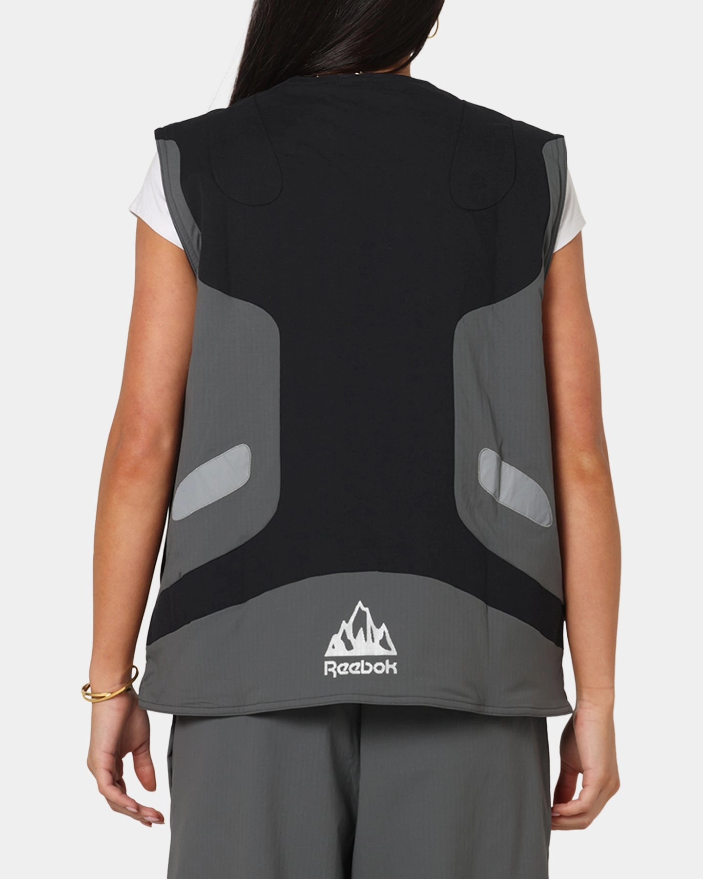 Reebok X Market Reversible Vest Black/Silver NonRestrictive Armholes