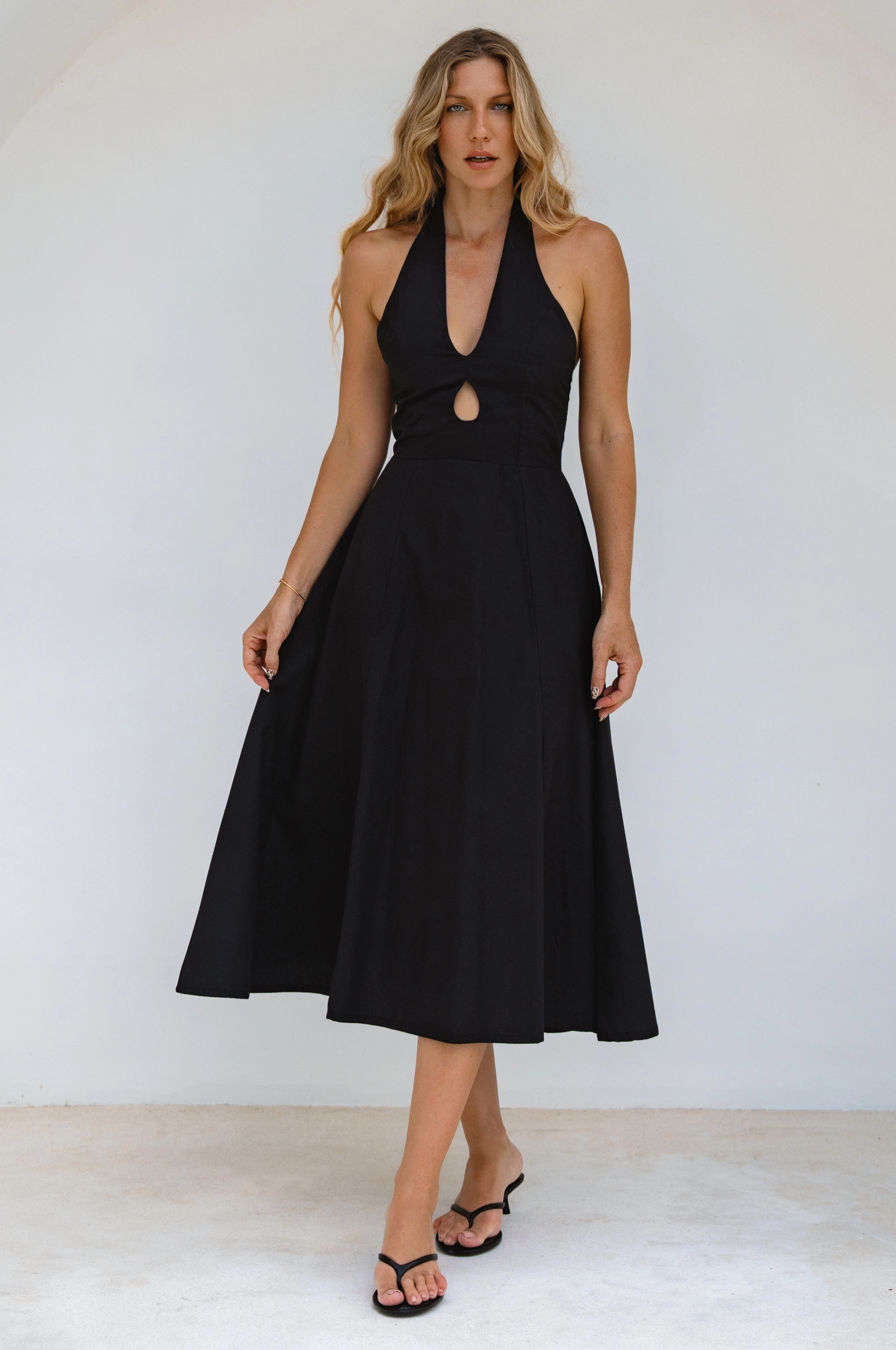 Costa Del Sol Halterneck Cotton Dress Relaxed Line Textured Flow