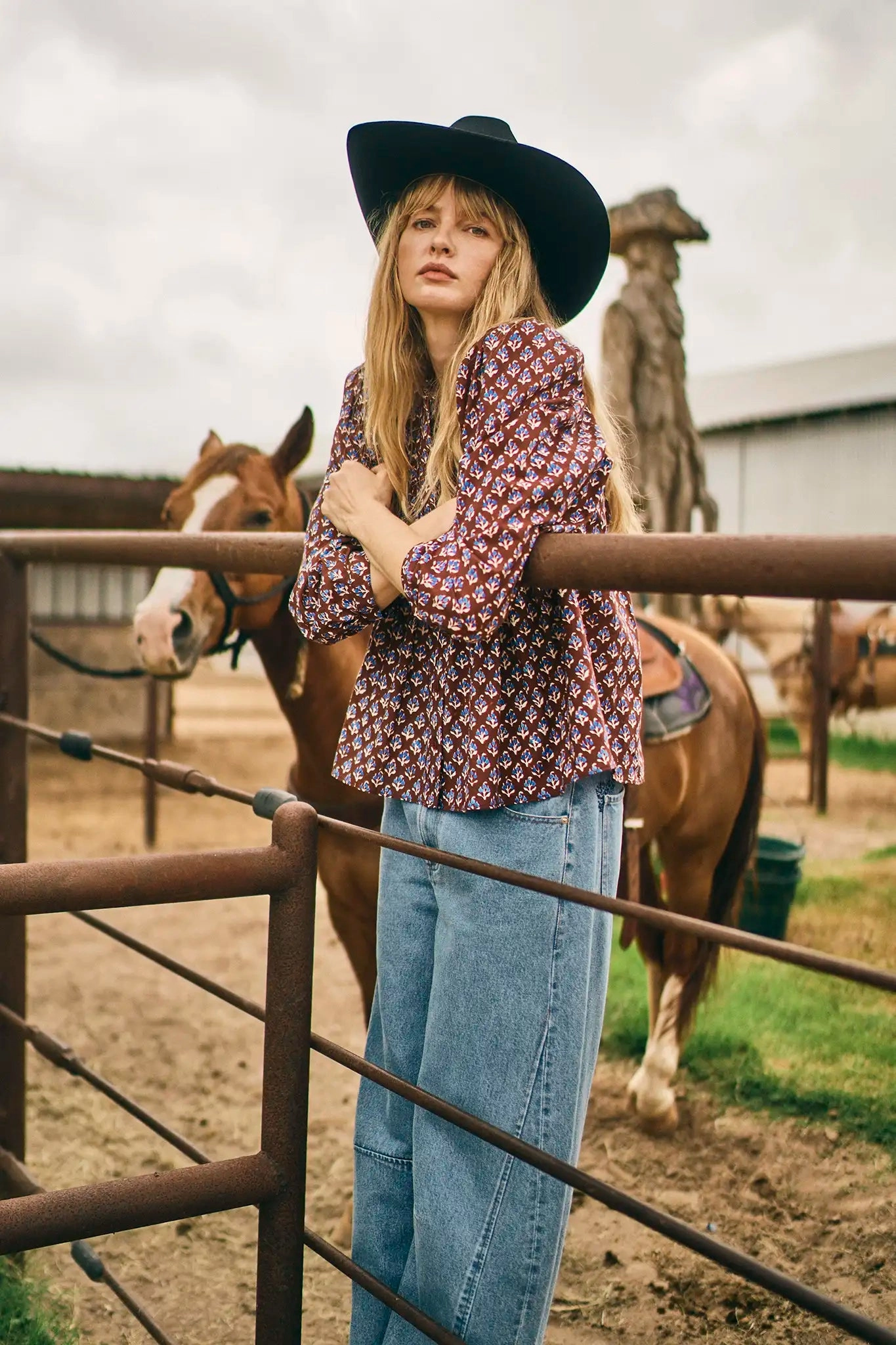 SoftBrushed MultiDirectionalStretch Daphne Top