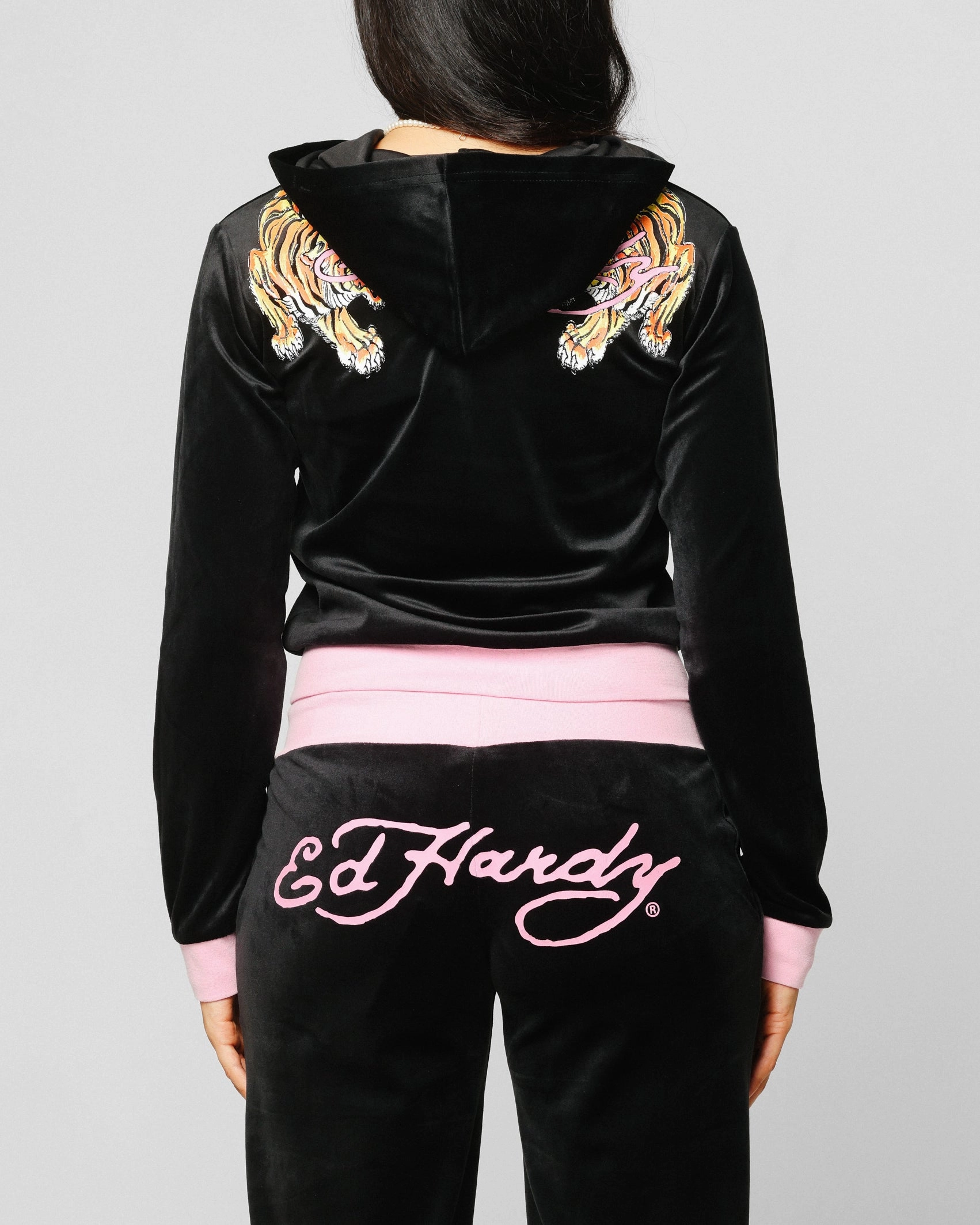 Cozy Knit Reflective details Ed Hardy Women's Cropped Hoodie Black/Pink