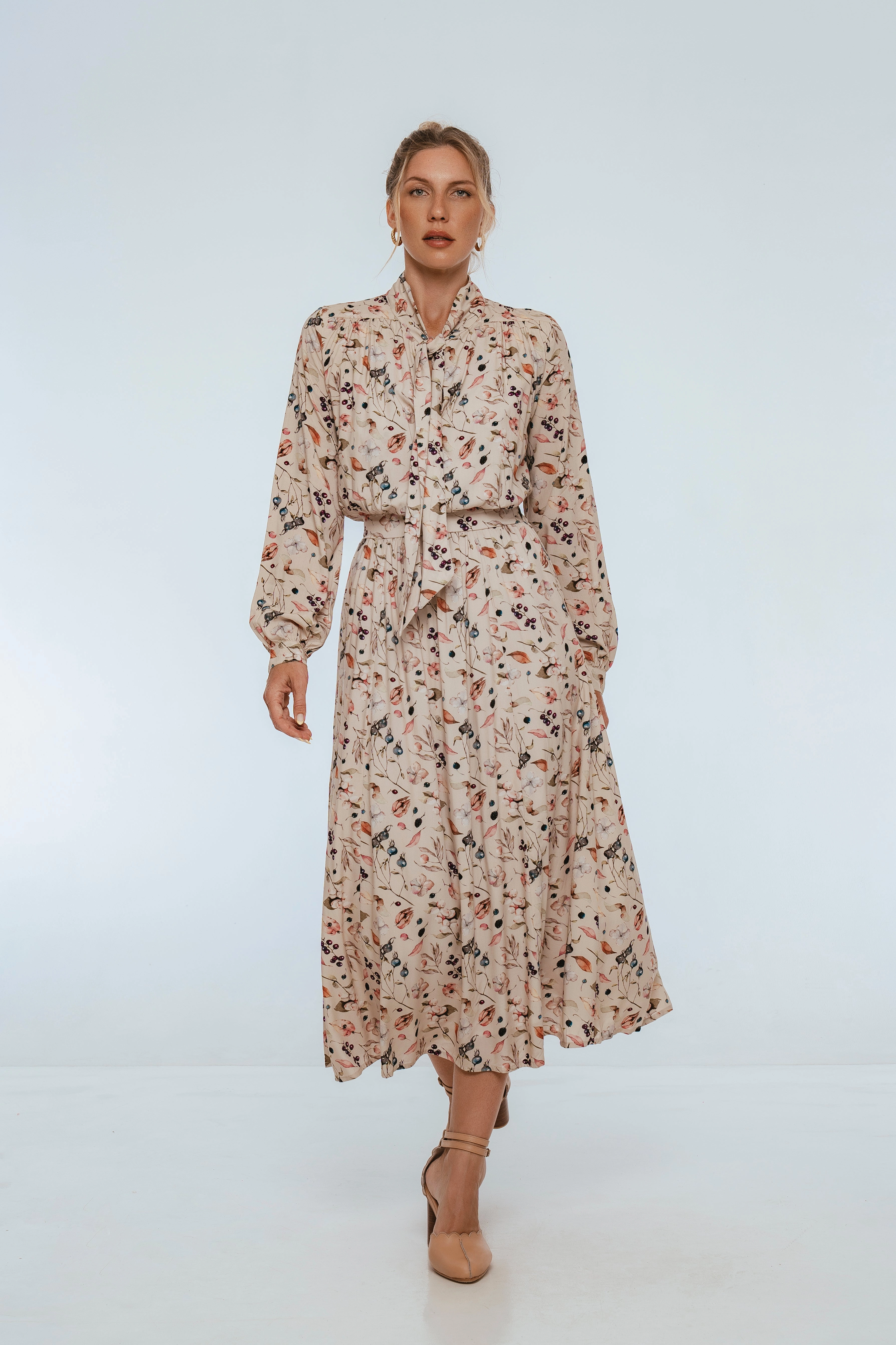 Chic Appeal Countryside-Style Evelina Long Sleeve Midi Dress