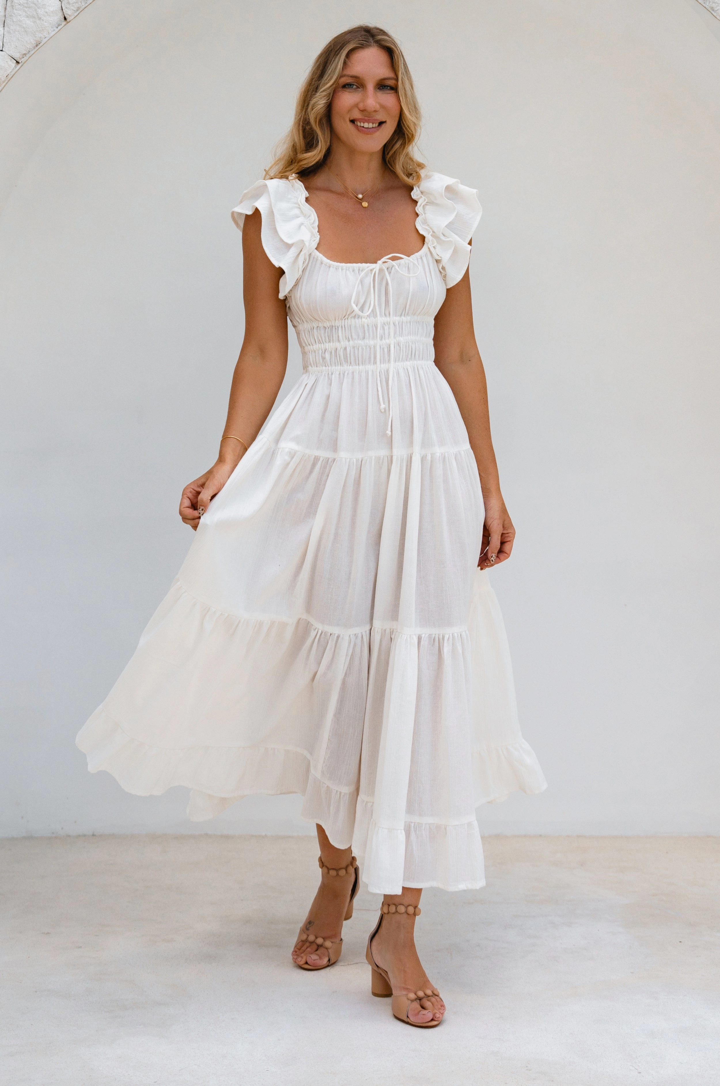 Perfect Layer Texture Edge Aura Ruffled Maxi Dress