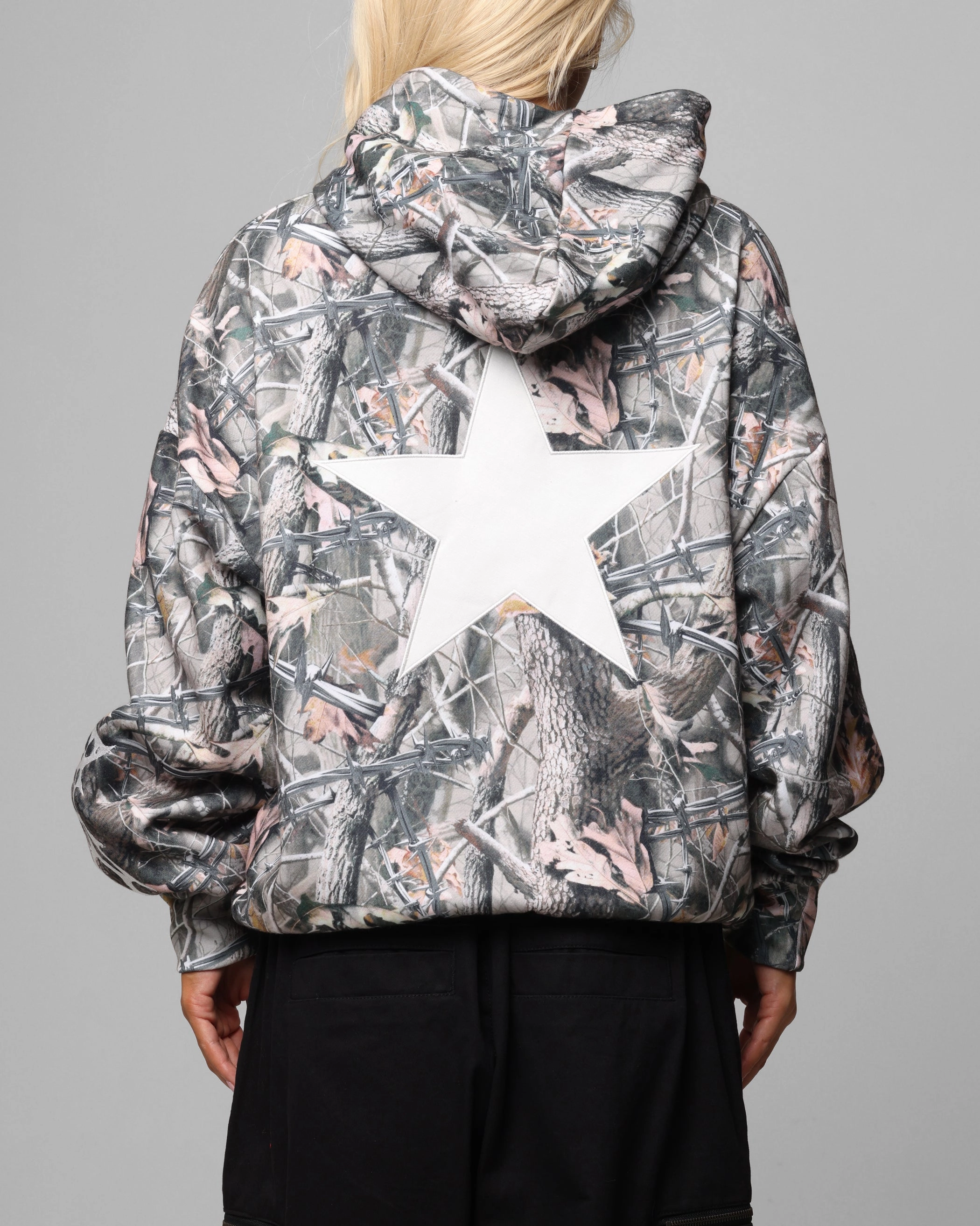 Loiter Soho Hoodie Real Tree Camo Ventilated Back Panels MoistureWicking Fabric