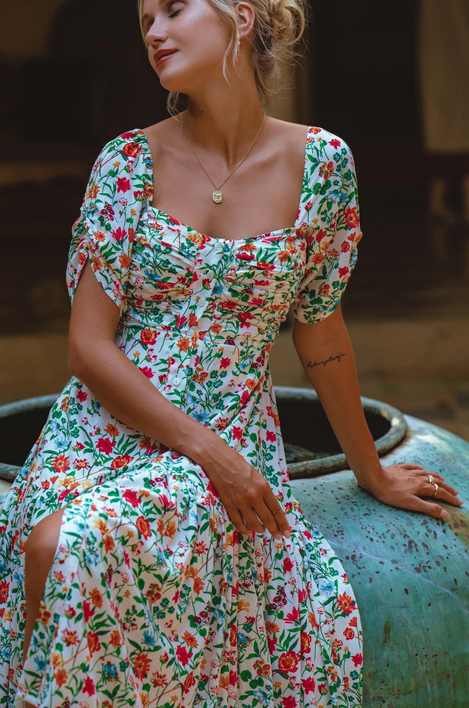 Lilit Midi Dress Dressy Glow Relax Layers