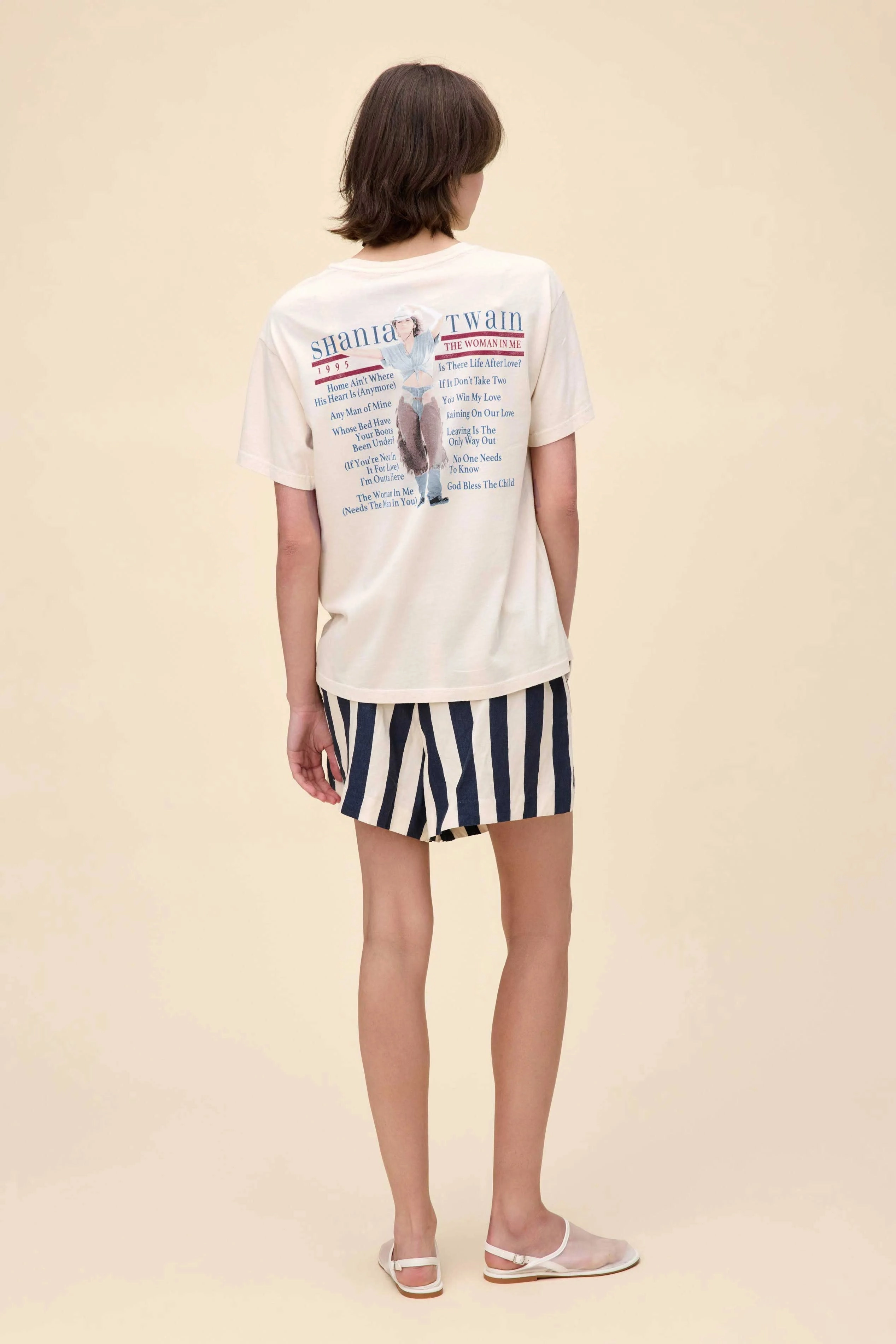 Shania Twain Boyfriend Tee FasteningHood