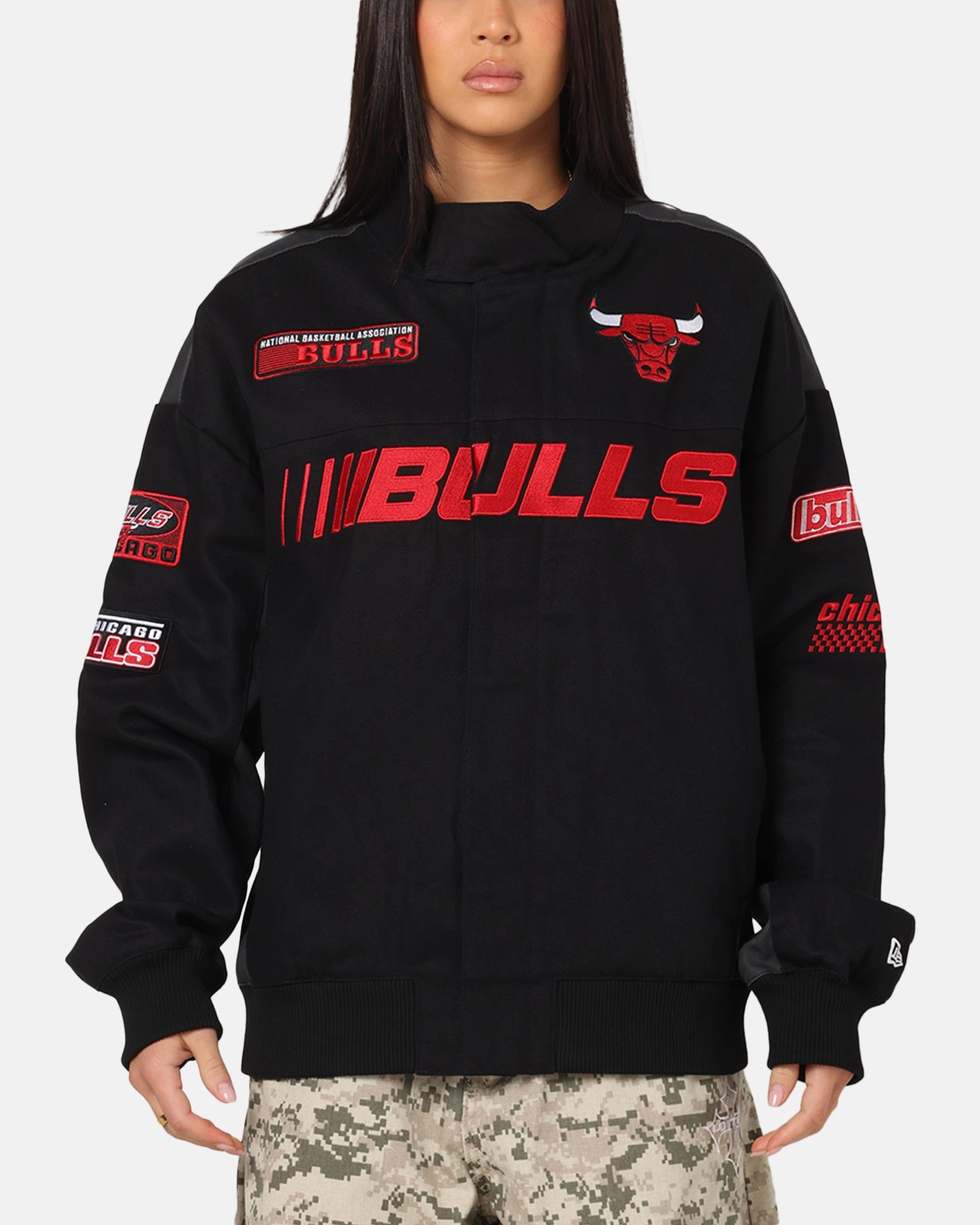 New Era Chicago Bulls NBA Motorsport Jacket Black Hidden Pocket Design