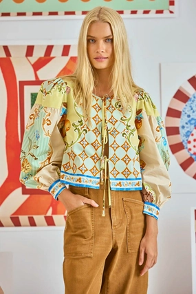 Katie Top Lightweight insulation WaterRepellent Finish