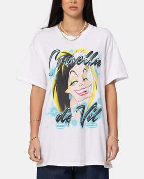 Snag Proof Weave ConvertibleCollar Goat Crew Disney Cruella De Vil Airbrush T-Shirt White