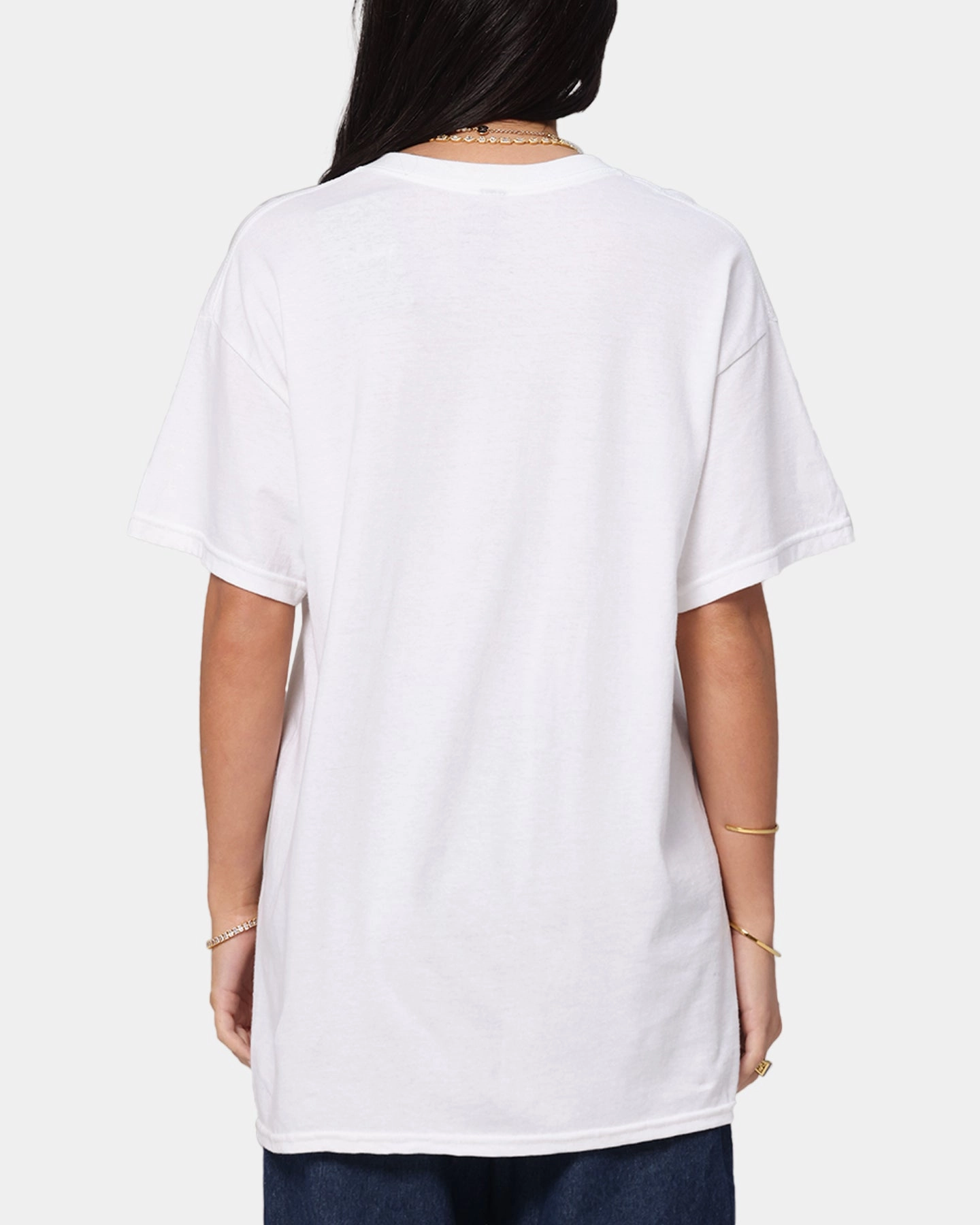 Thermal Regulating Design Goat Crew Disney Cruella De Vil Airbrush T-Shirt White