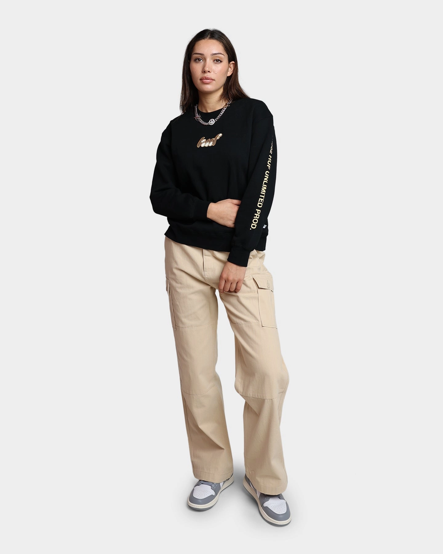 HUF Women's Italicized Crewneck Black Microfiber Blended Fabric AthleisureCompatible