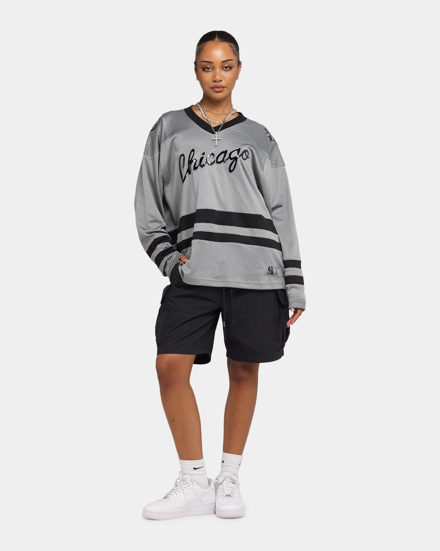 Versatile Layering Piece Yarn Dyed Fabric Mitchell & Ness Chicago Bulls Chrome Jersey Gunmetal Grey