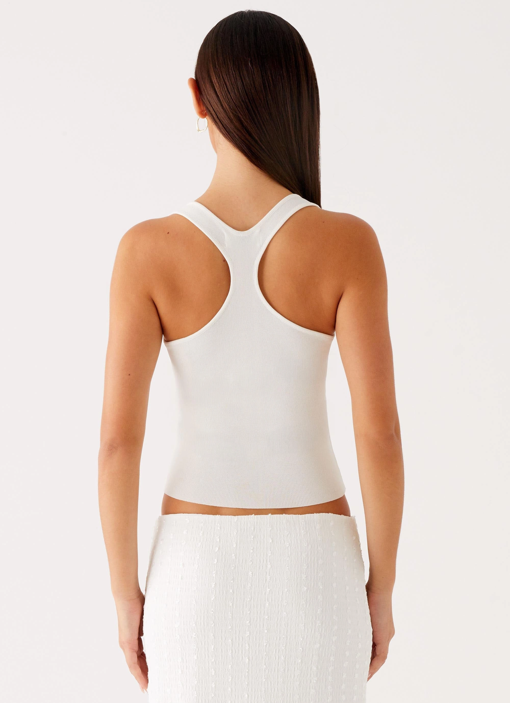 Minimalist Silhouette Cut Johanna Knit Top - White
