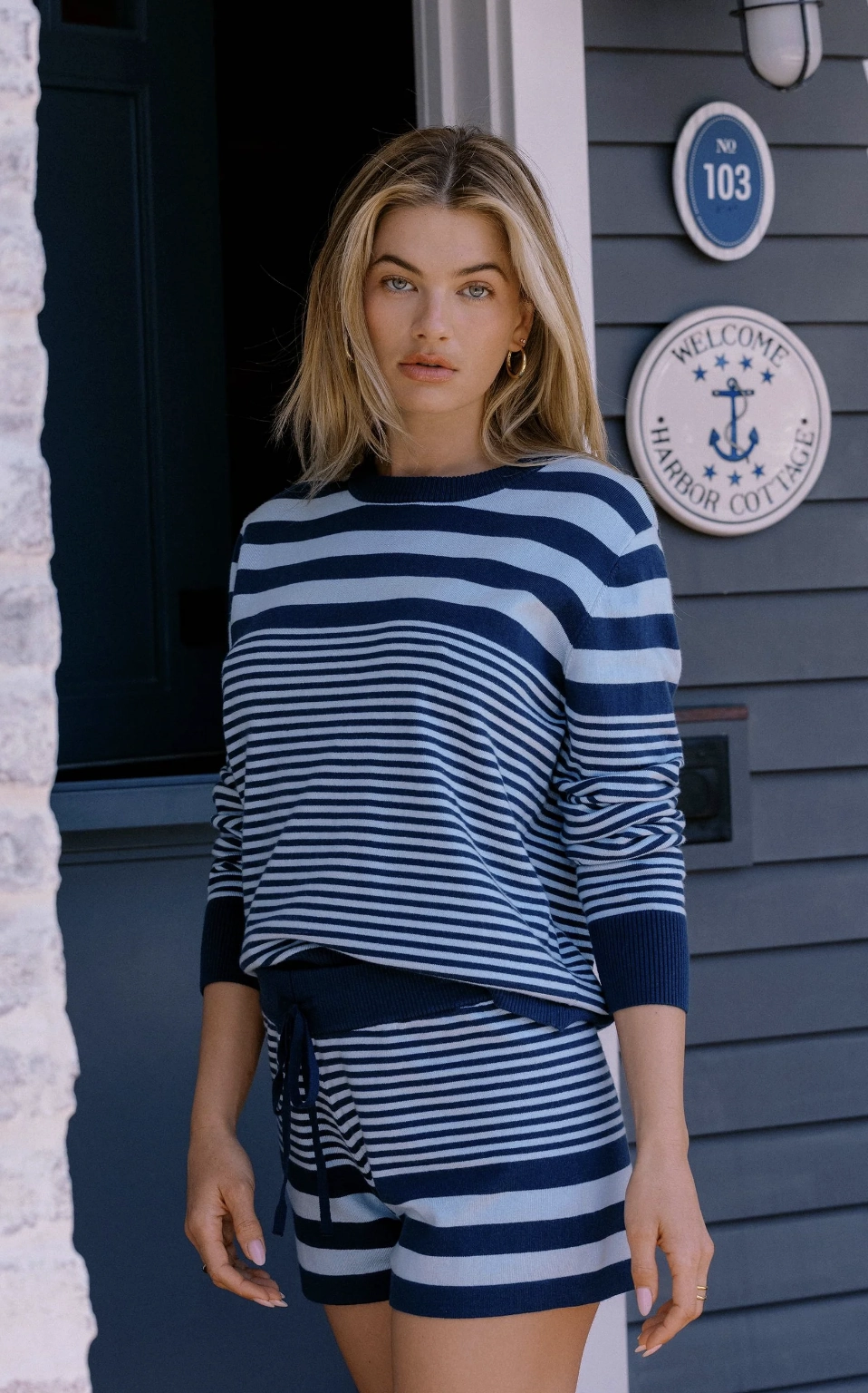 Sleek Design Jolene Sweater in Ivy Stripe