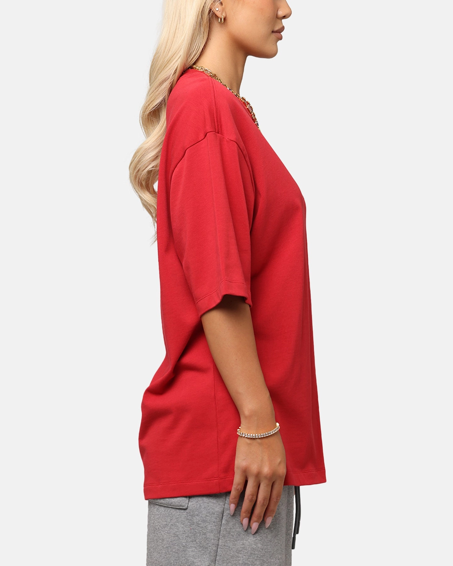 Jordan Brand Sneaker Patch Crew T-Shirt Varsity Red Durable Reinforced Hem