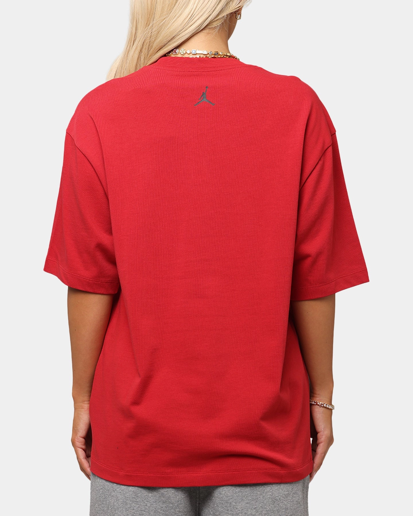 Jordan Brand Sneaker Patch Crew T-Shirt Varsity Red WaterRepellent Coating BiodegradableFabric
