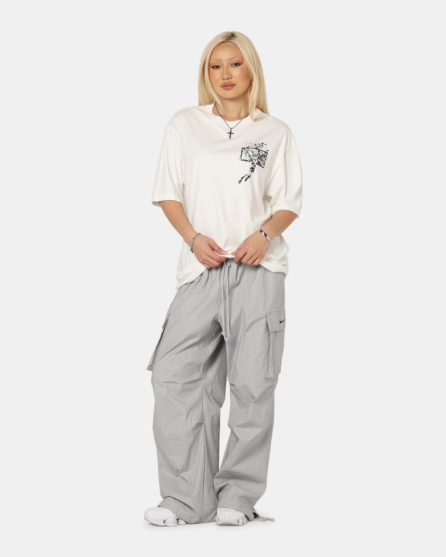 Jordan Brooklyn Shattered Back Board Oversized Graphic T-Shirt Sail Odor Control Technology