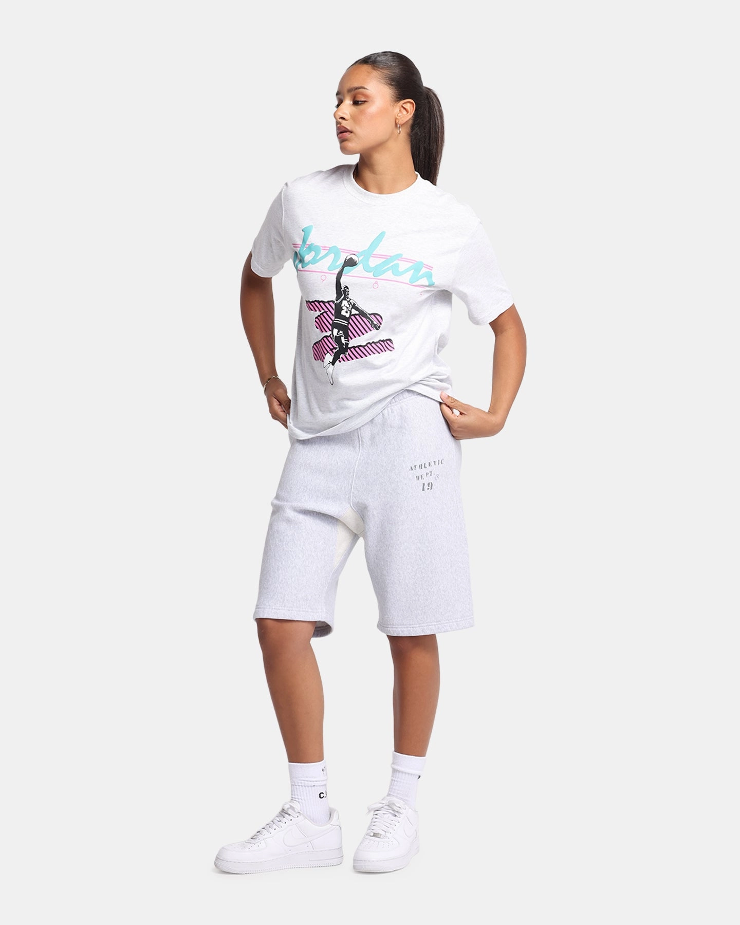 Jordan Women's MVP Graphic T-Shirt Birch Heather Chic Look