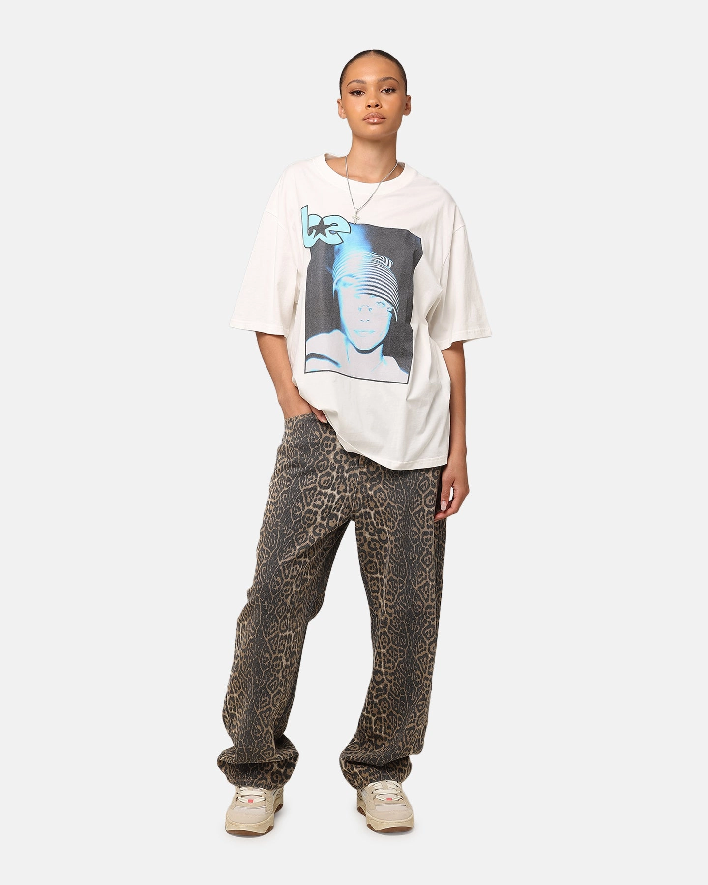 Billie Eilish Billie Y2K Organic Cotton T-Shirt White Butter Soft Handfeel