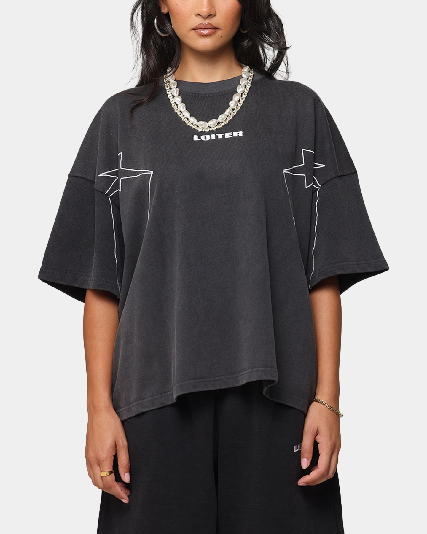 Relaxed Design Loiter Dark Performance T-Shirt Charcoal