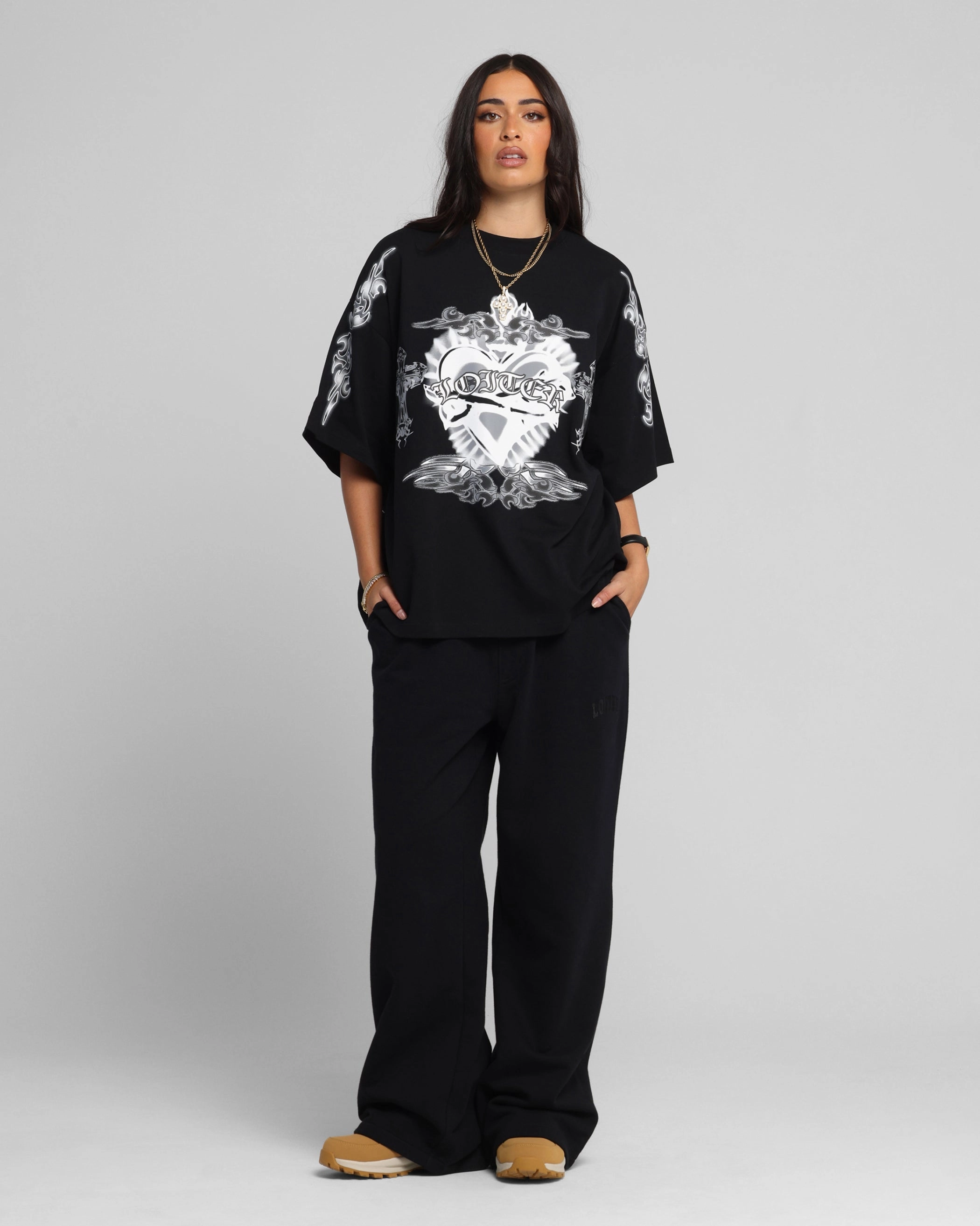 Loiter Hearts T-Shirt Black DurableZipper AdjustableHem