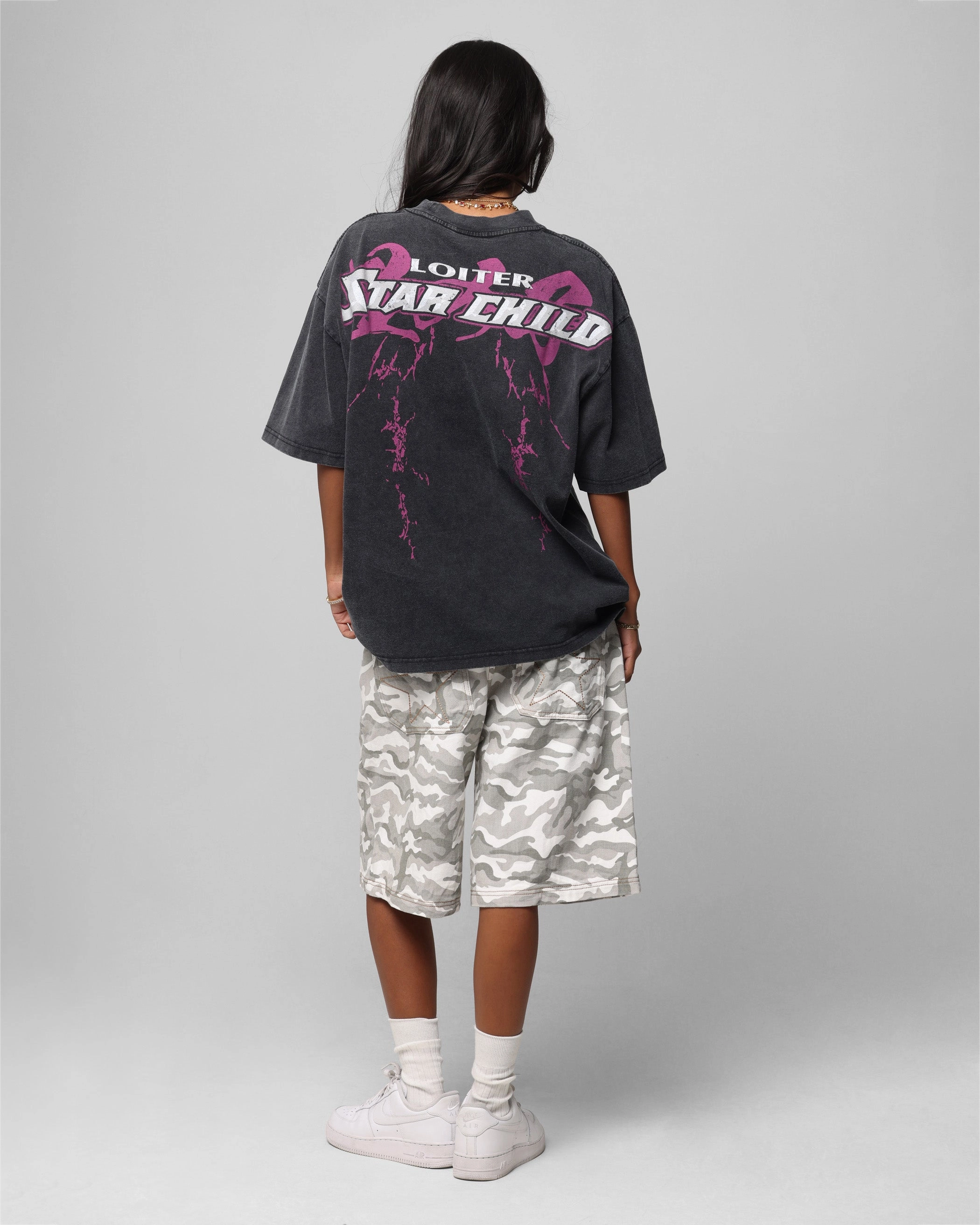 Soft Cotton Blend YarnDyeStripe Loiter Midnight Widow Vintage T-Shirt Washed Black