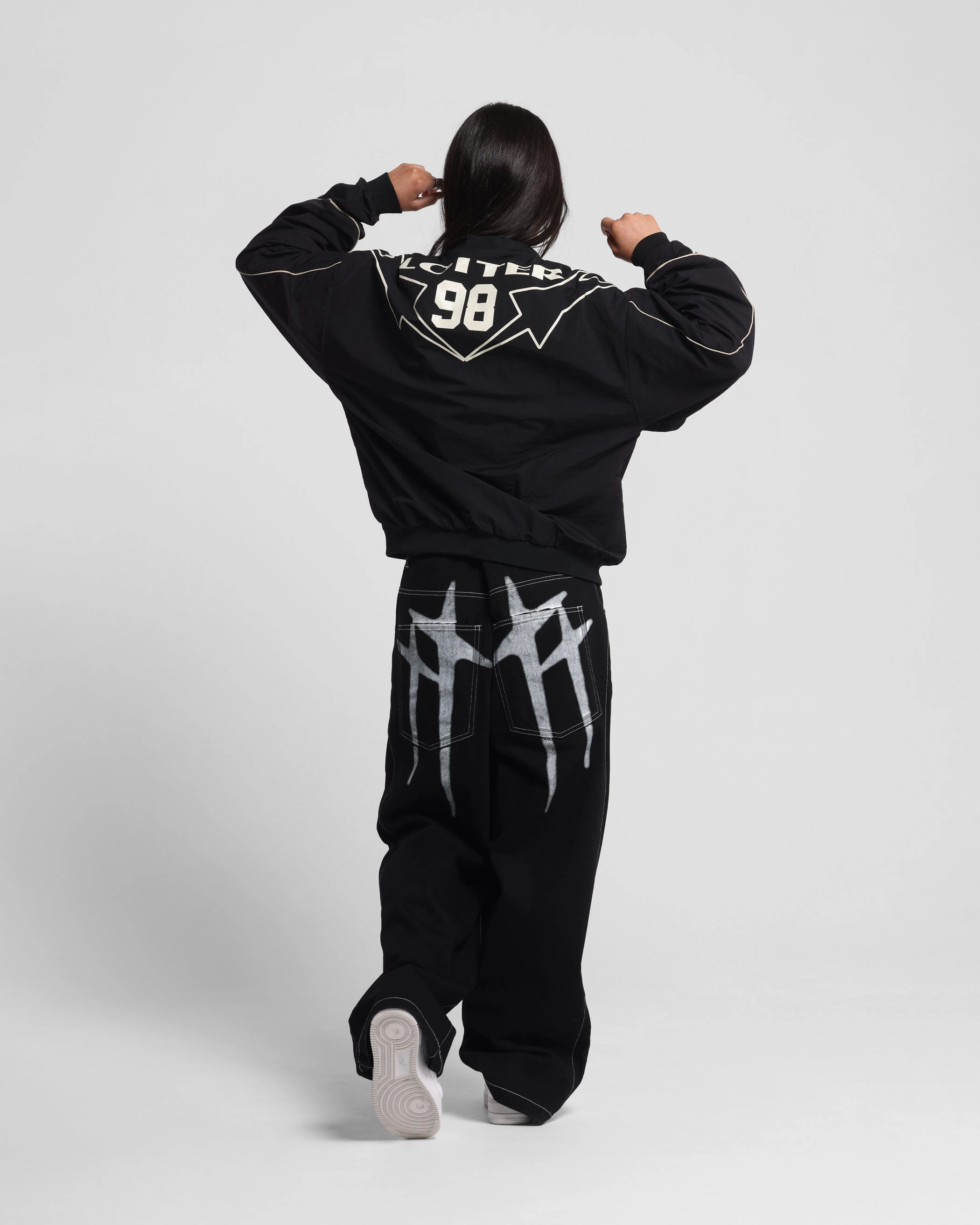 MinimalistStyle Stylish T-shirt Loiter Racer Nylon Jersey Crewneck Black