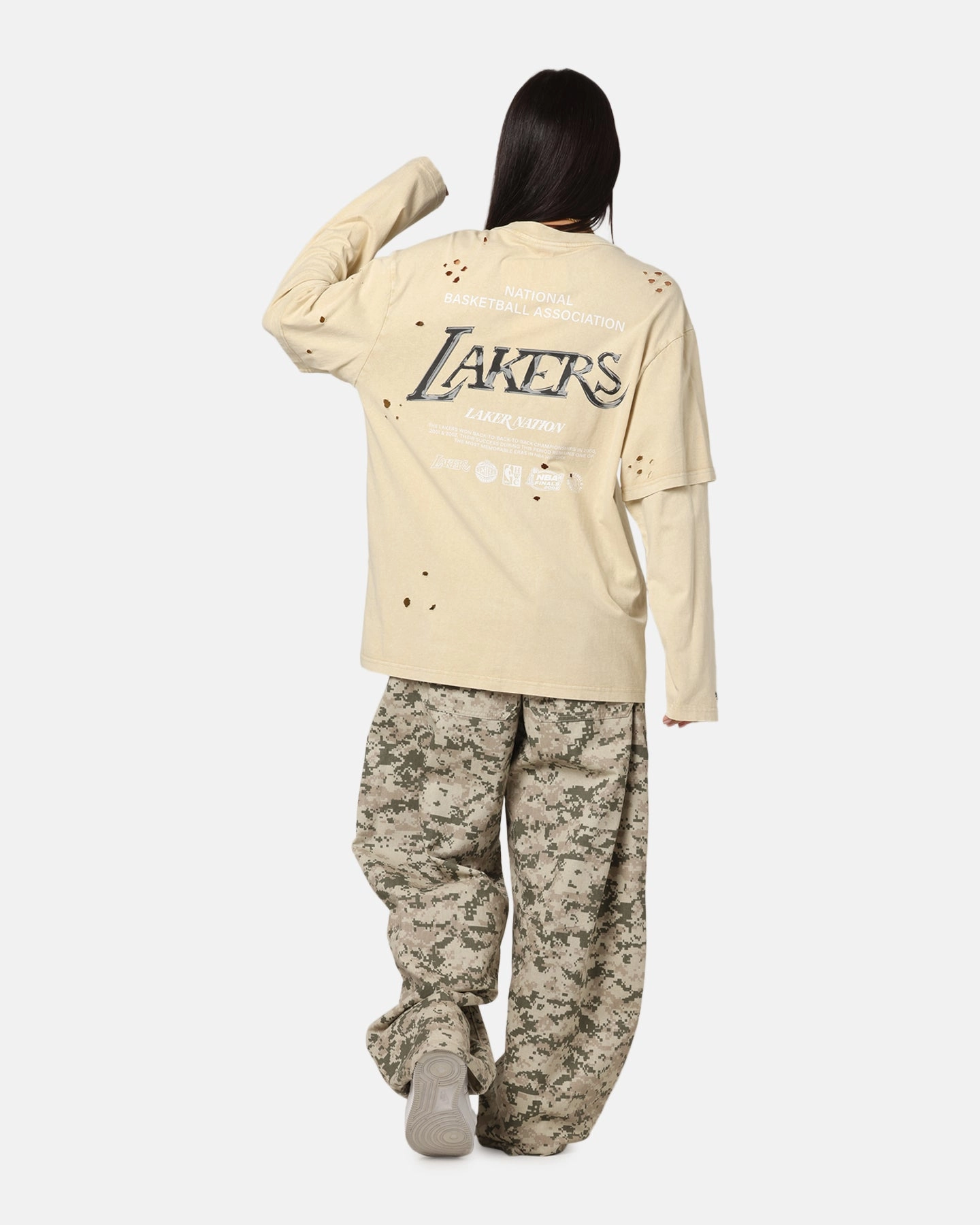 Mitchell & Ness Los Angeles Lakers Chromed Mock Long Sleeve T-Shirt Khaki Interlock Knit Tear Resistant Fiber Blend
