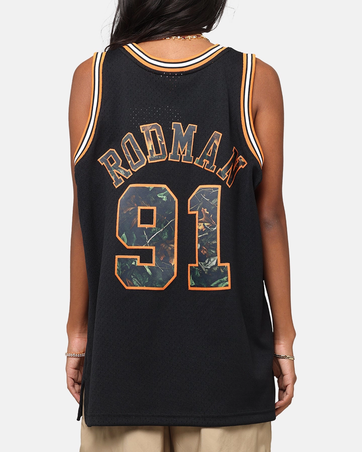 Mitchell & Ness Chicago Bulls Dennis Rodman 'Wilderness' 98 Swing Jersey Black Ribbed Trim Details