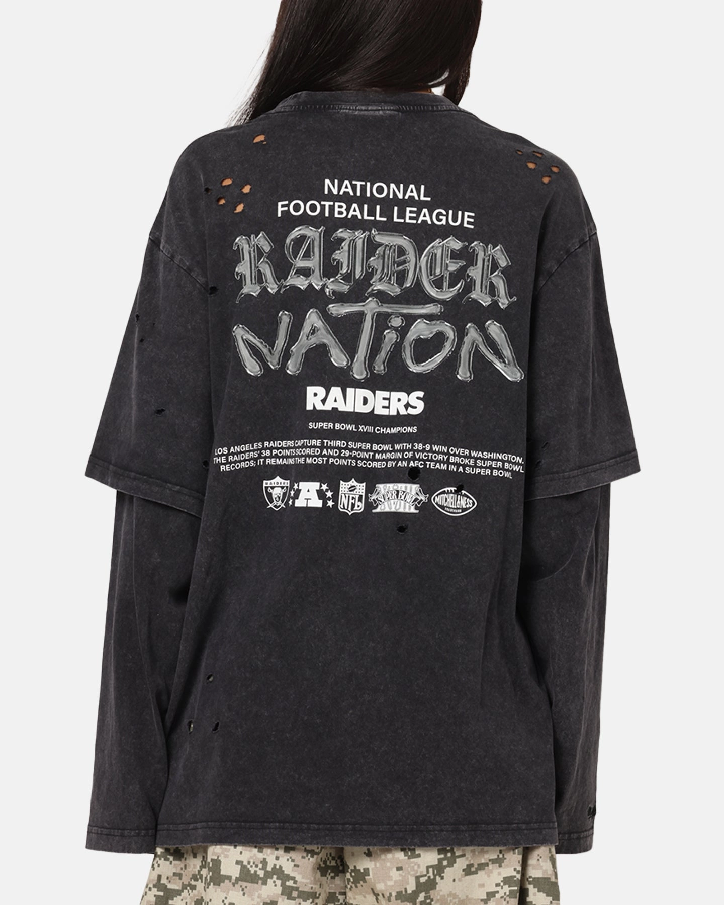 Mitchell & Ness Las Vegas Raiders Chromed Mock Long Sleeve T-Shirt Faded Black PocketDetails Comfy Layer