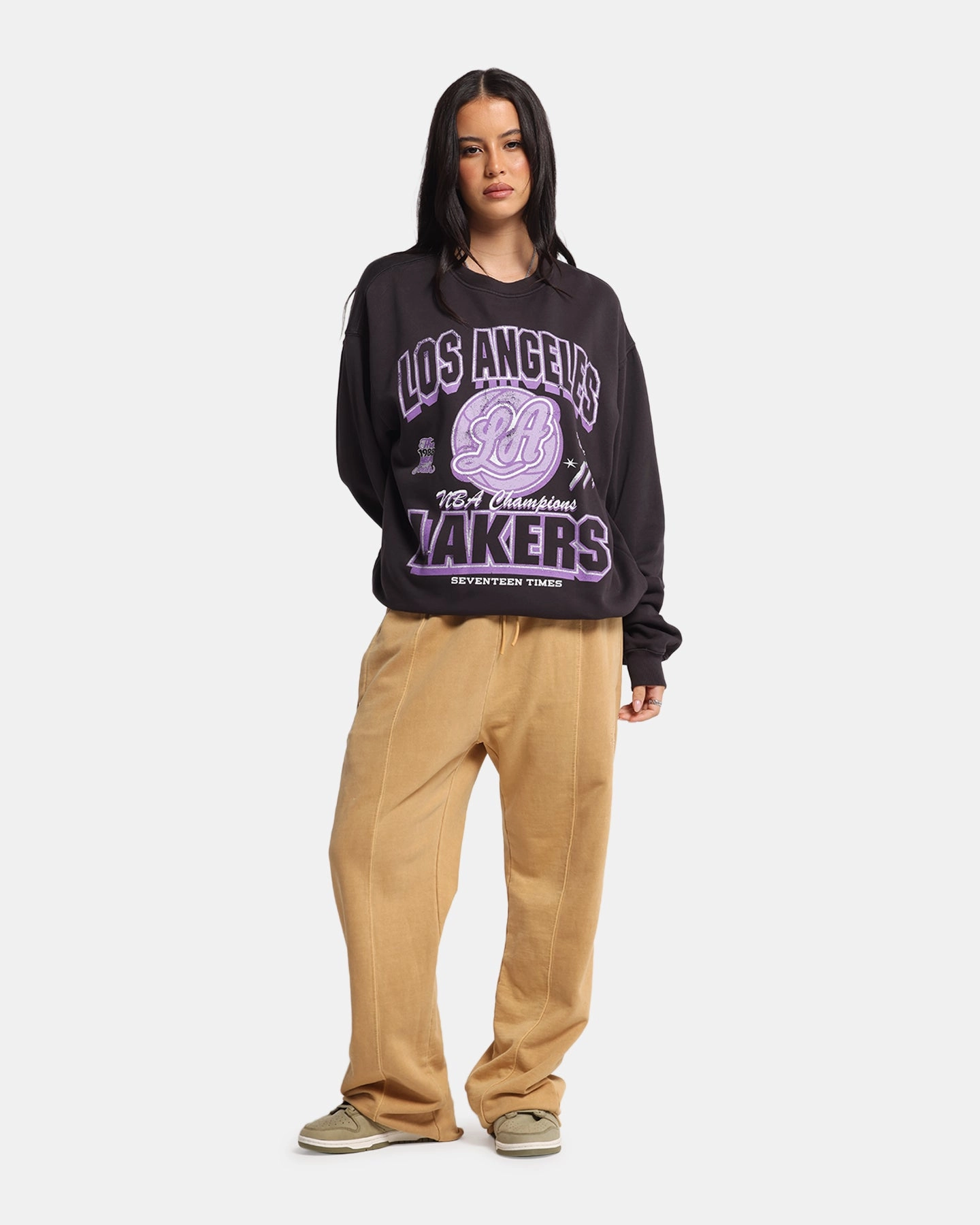 High Density Knit Mitchell & Ness Women's Los Angeles Lakers Arch Logo Crewneck Overdyed Black