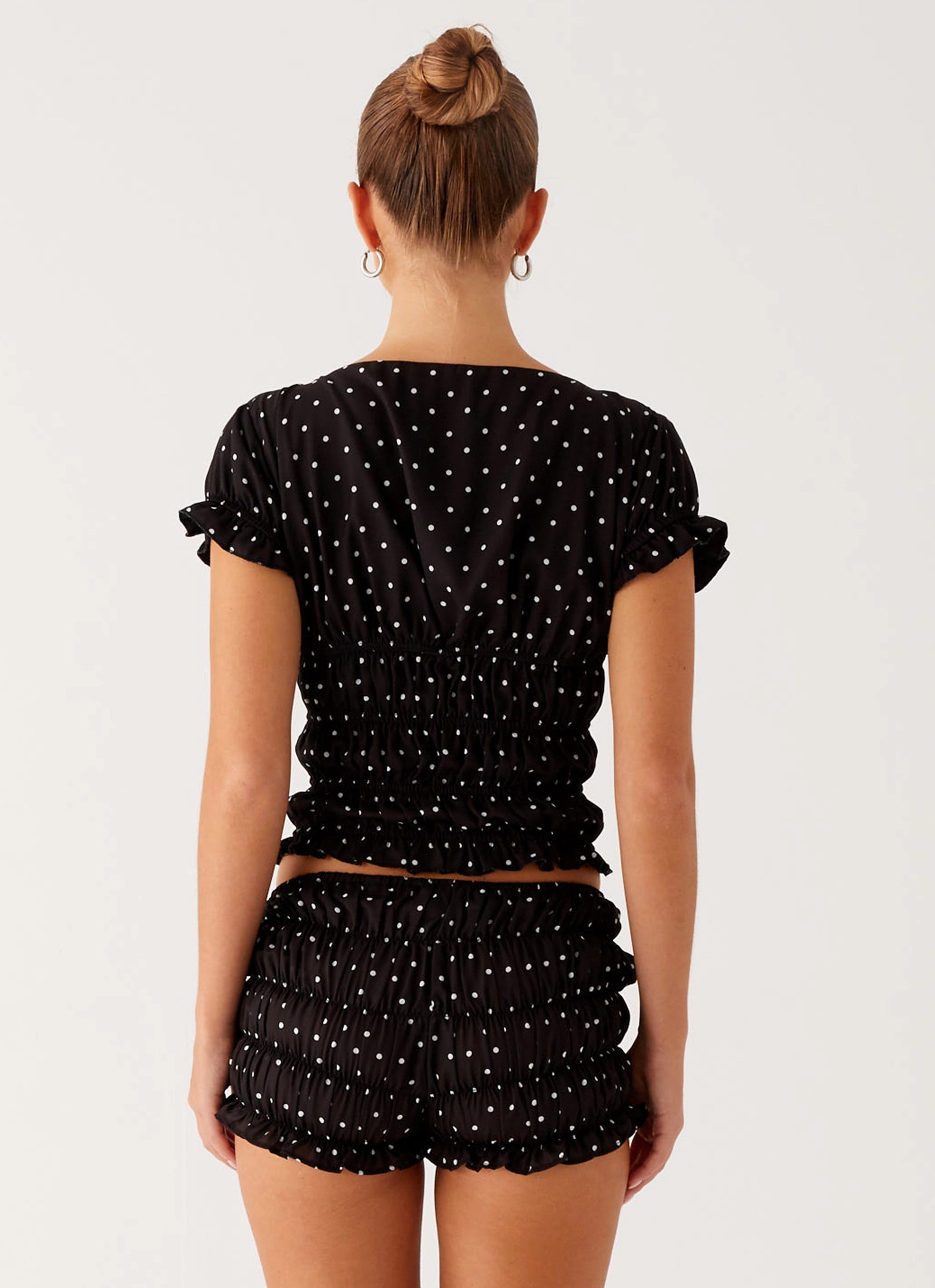 MinimalistAesthetic Water Repellent Finish Natalia Ruched Top - Black Polka Dot