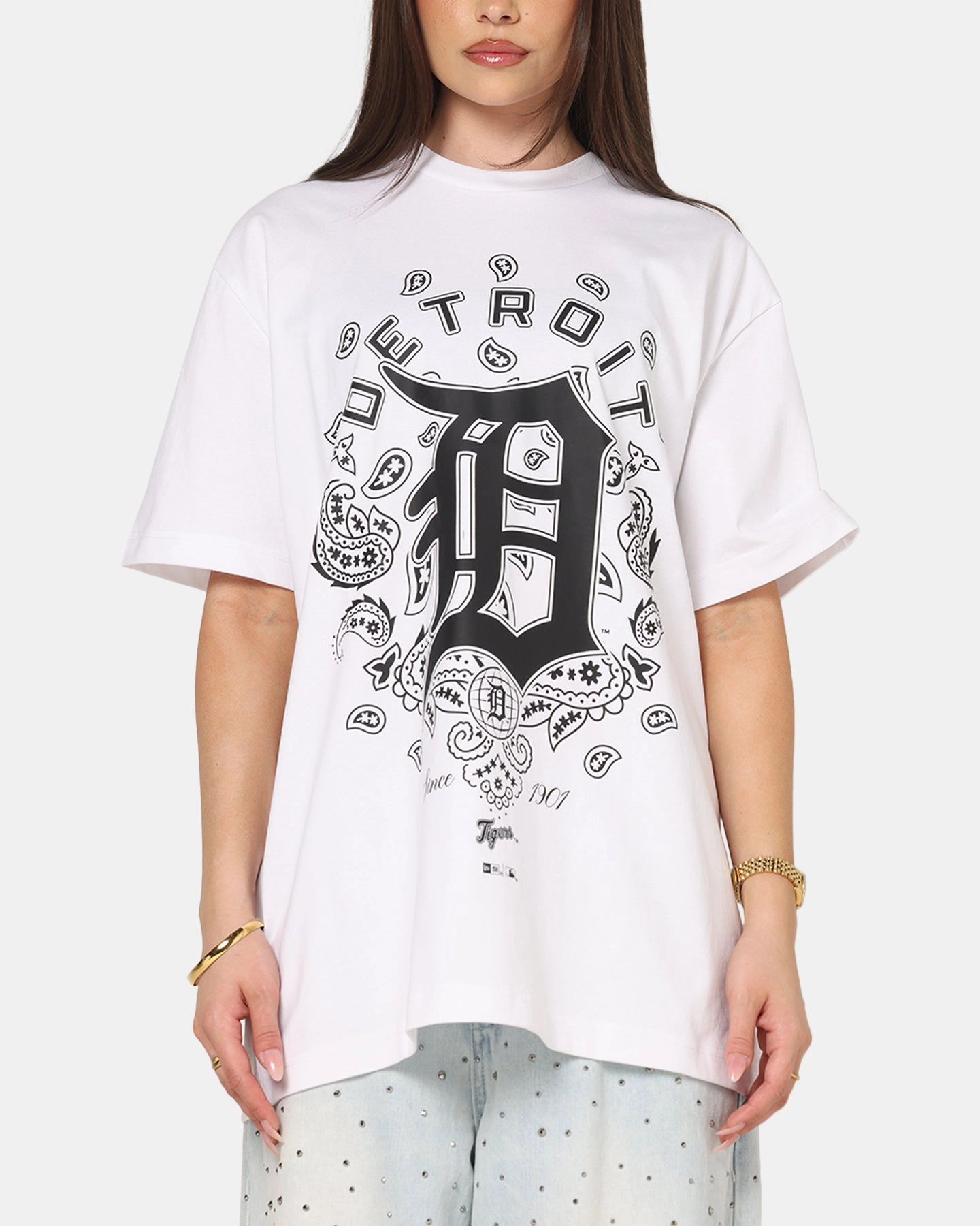 Wear Resistant Fabric Airflow Optimized Weave New Era Detroit Tigers Paisley Oversized T-Shirt White