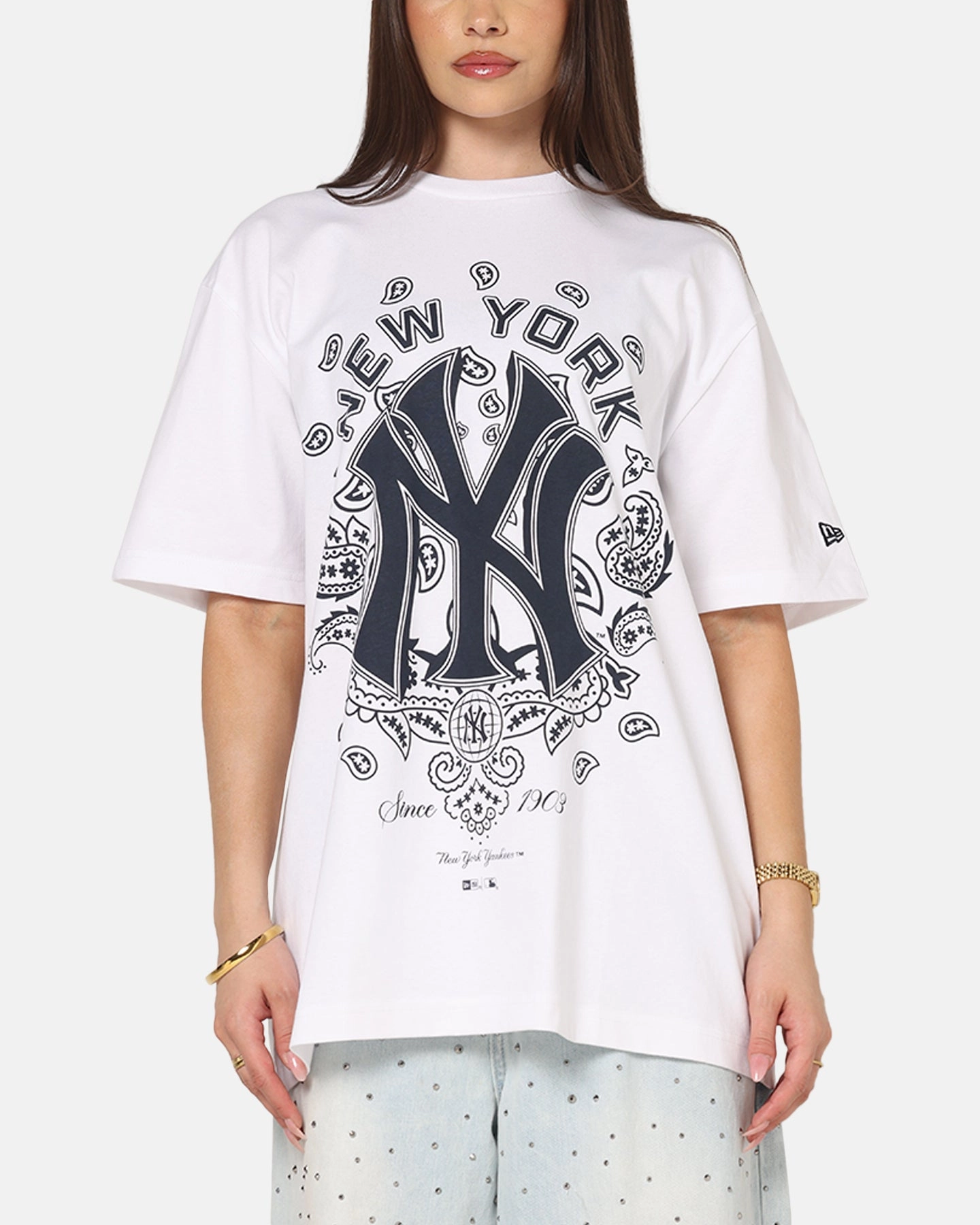 New Era New York Yankees Paisley Oversized T-Shirt White SoftInteriorLining HighElasticity Thread