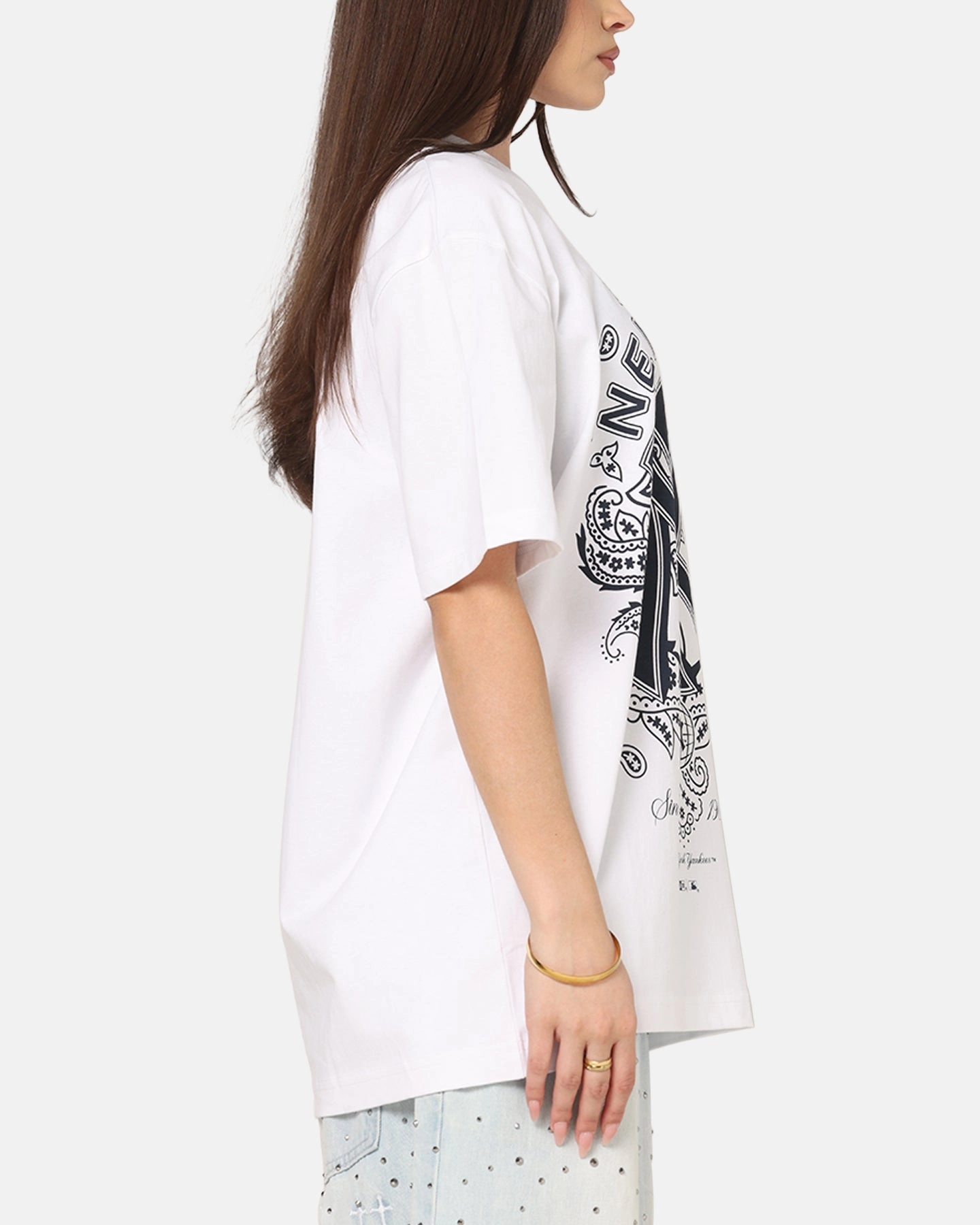 SubtleTexture New Era New York Yankees Paisley Oversized T-Shirt White