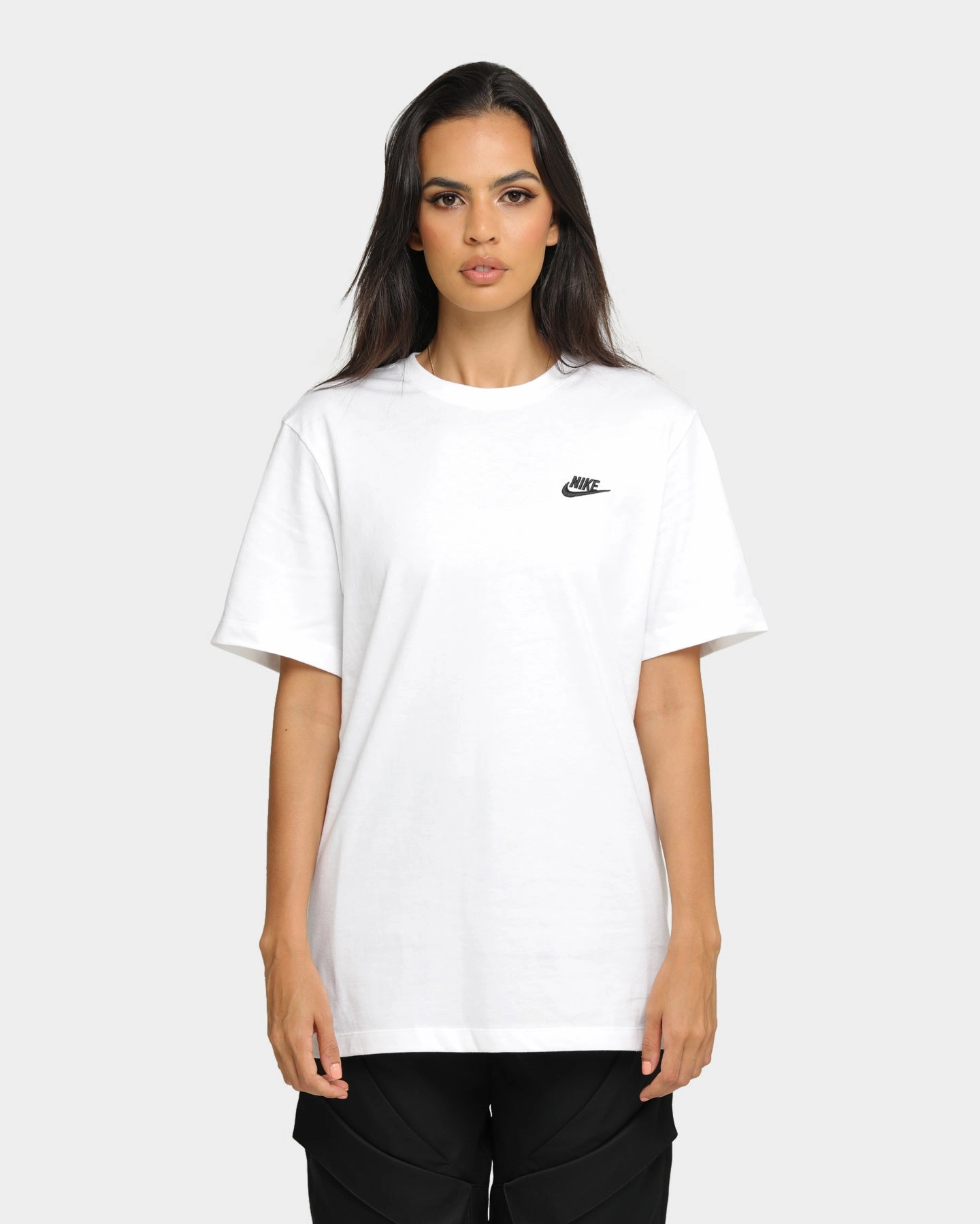 Nike Men's Nike Sportswear Club Short Sleeve T-Shirt White/Black MeshPanelIntegration Sporty Blouse