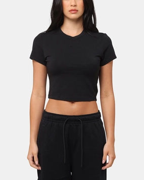 Nike Women's Sportswear Chill Knit Crop T-Shirt Black/Black Textured Weave Pattern Yarn Dyed Fabric