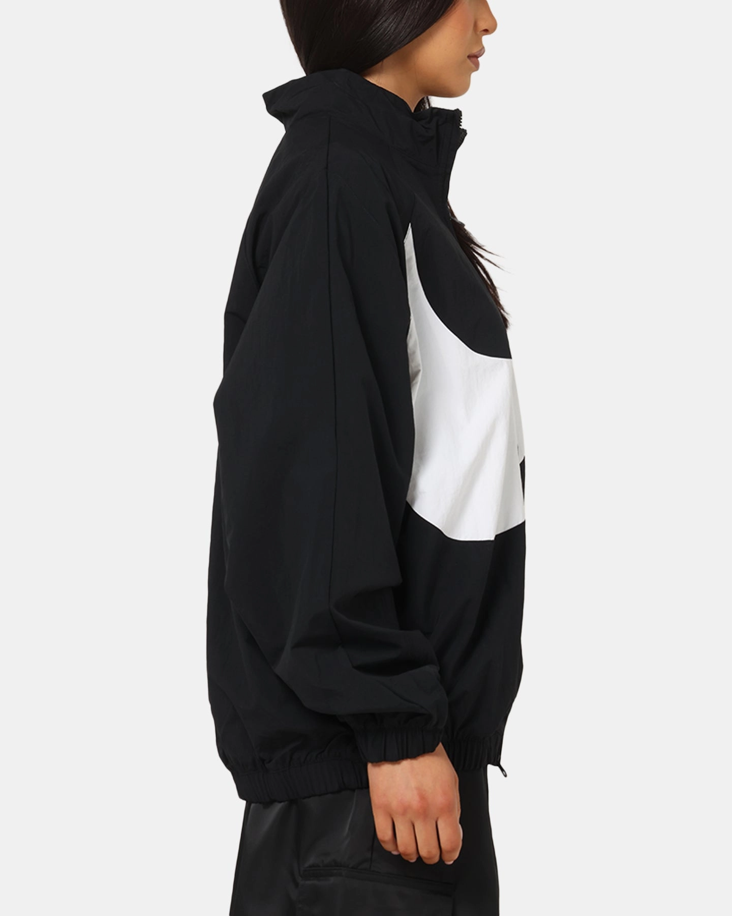 Reinforced Neckline Weighted Hem Design Nike Women's Sportswear Logo Oversized Track Jacket Black/Black/White