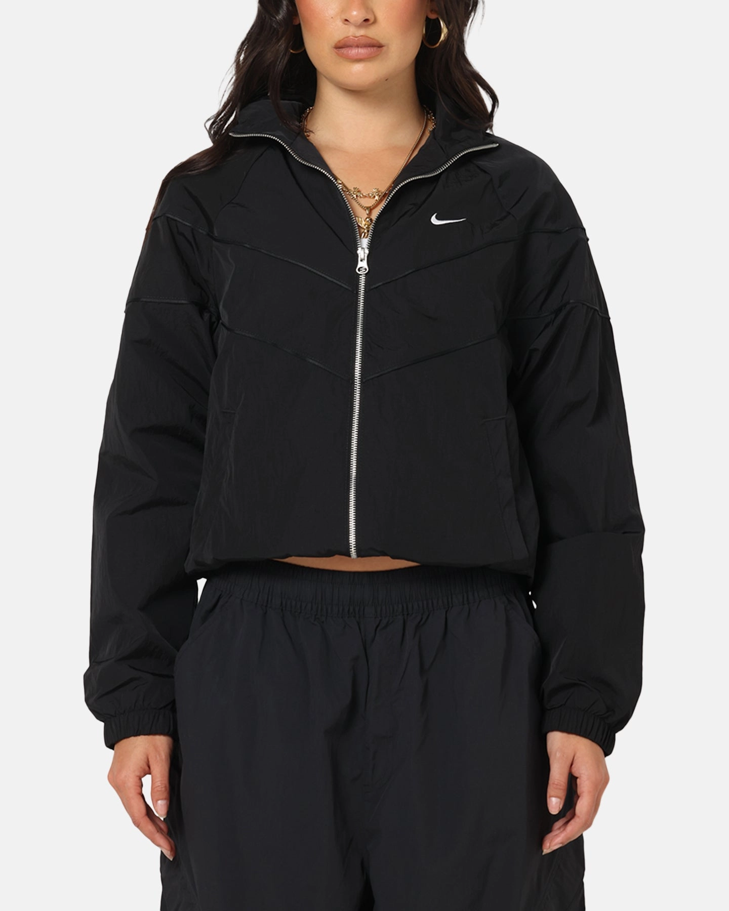 Nike Women's Sportswear Loose UV Woven Full-Zip Jacket Brown/Black Slim Silhouette AdjustableHemCuffs