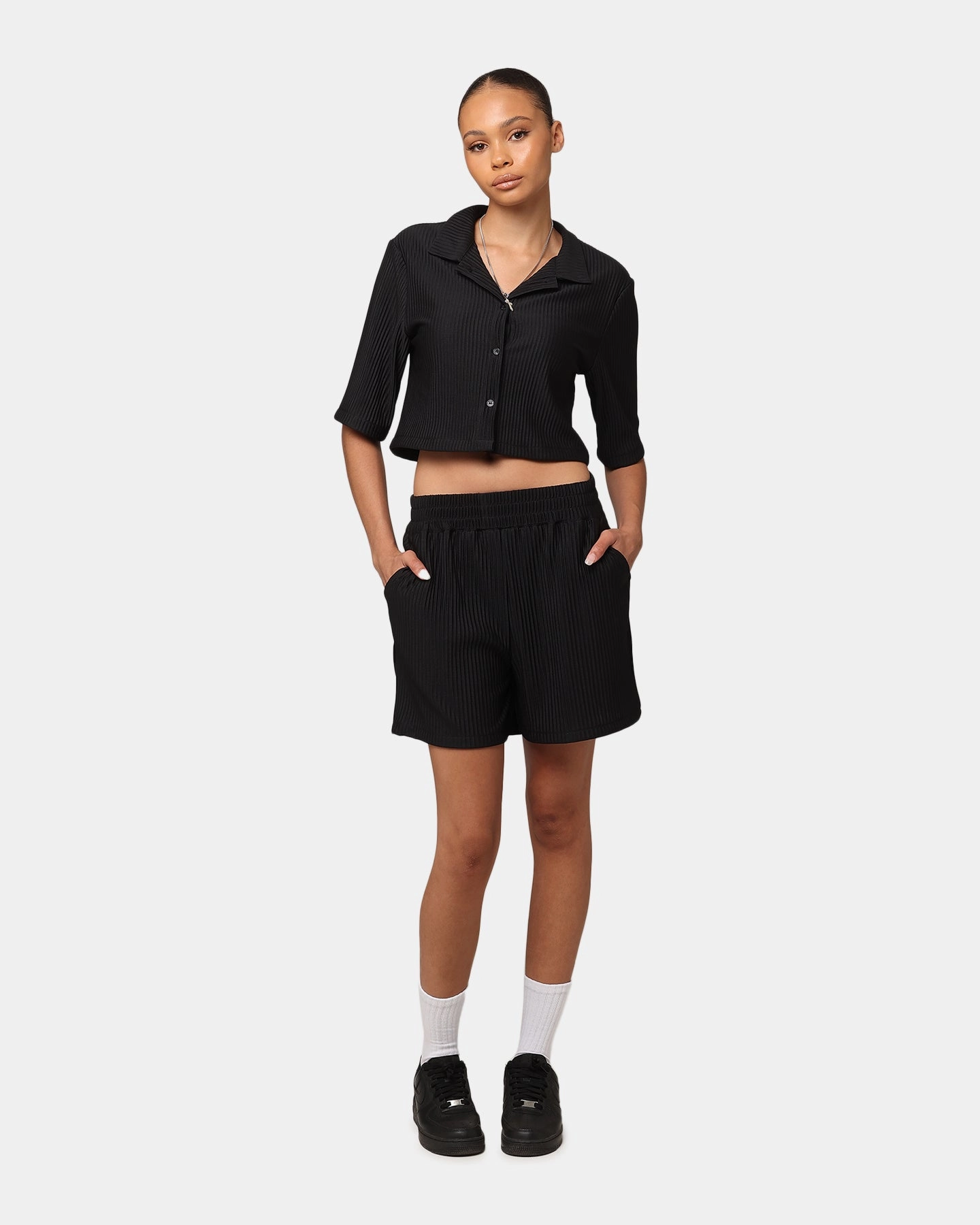 HighNeckCut XXIII Women's Cropped Pleated Button Up Shirt Black