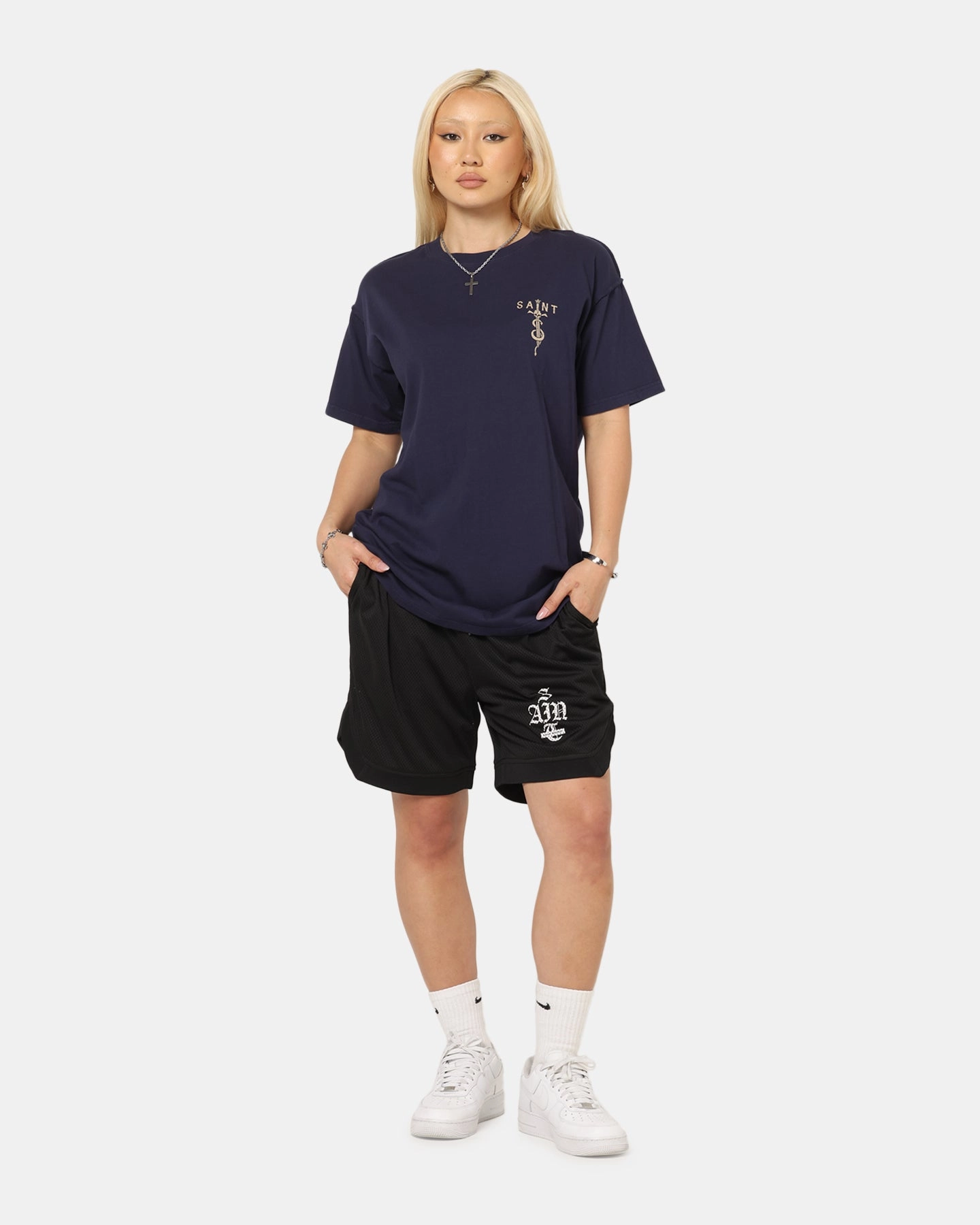 Multi Pocket Configuration ButterSoft Handfeel Saint Morta Daggers Lafayette T-Shirt Indigo