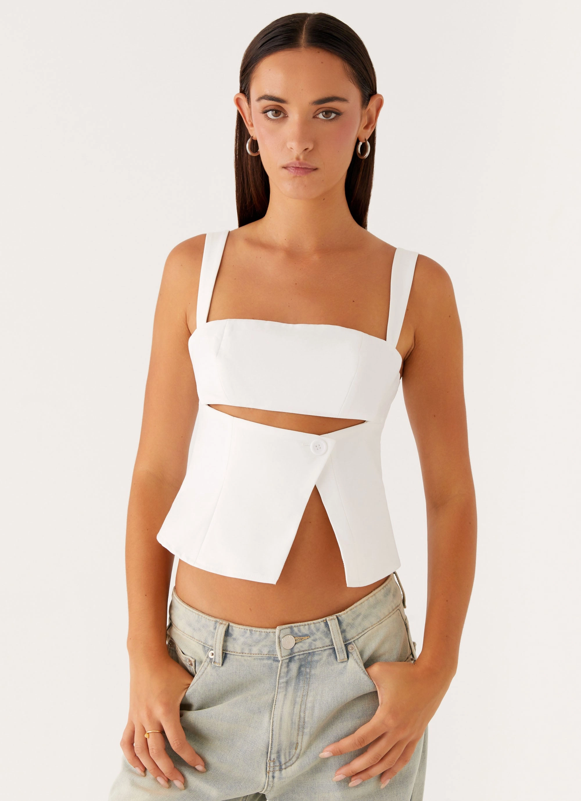 LayeredCollar Pia Cut Out Top - White