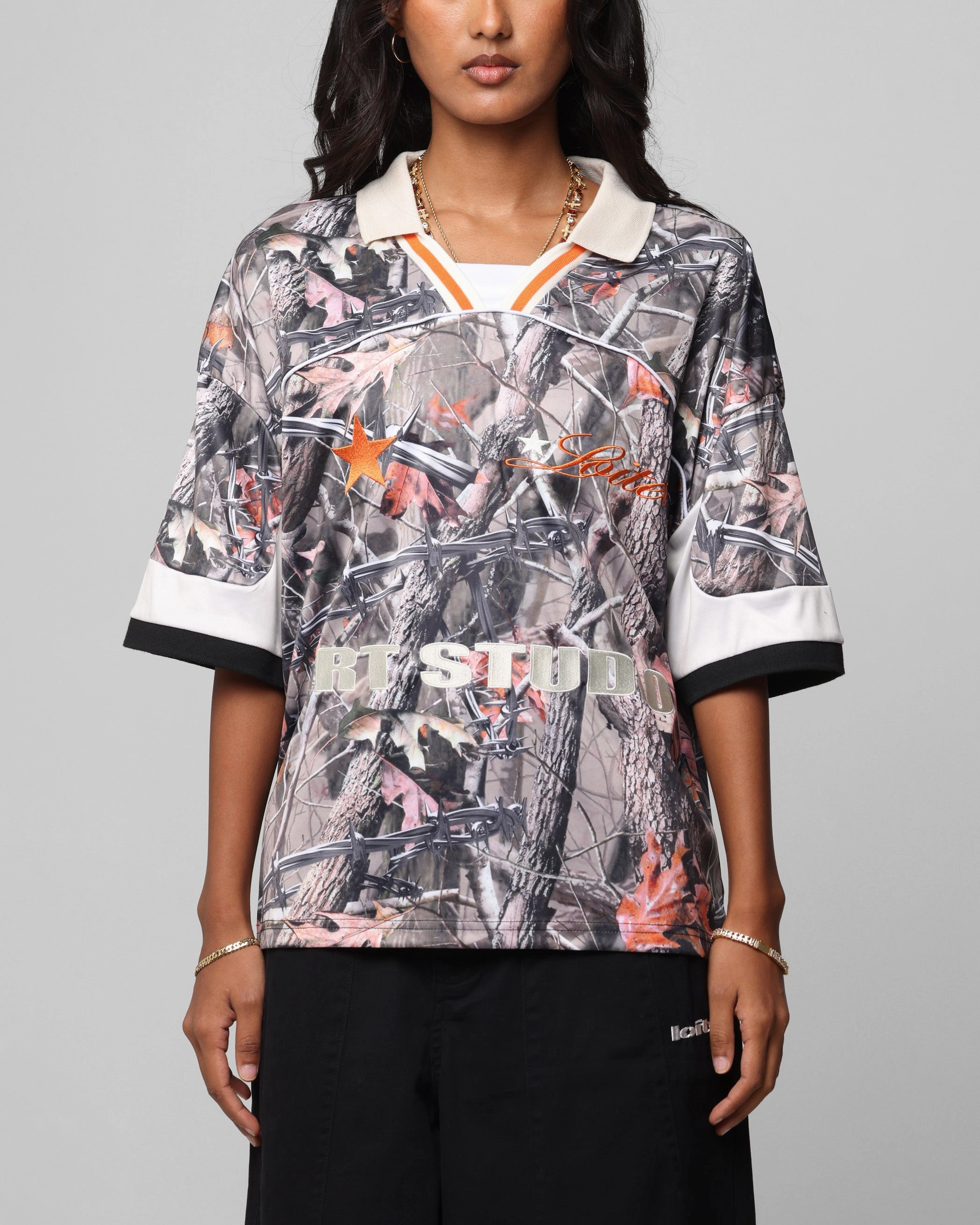 Loiter Art Studio United Jersey Real Tree Camo HighNeckCut Athletic Look