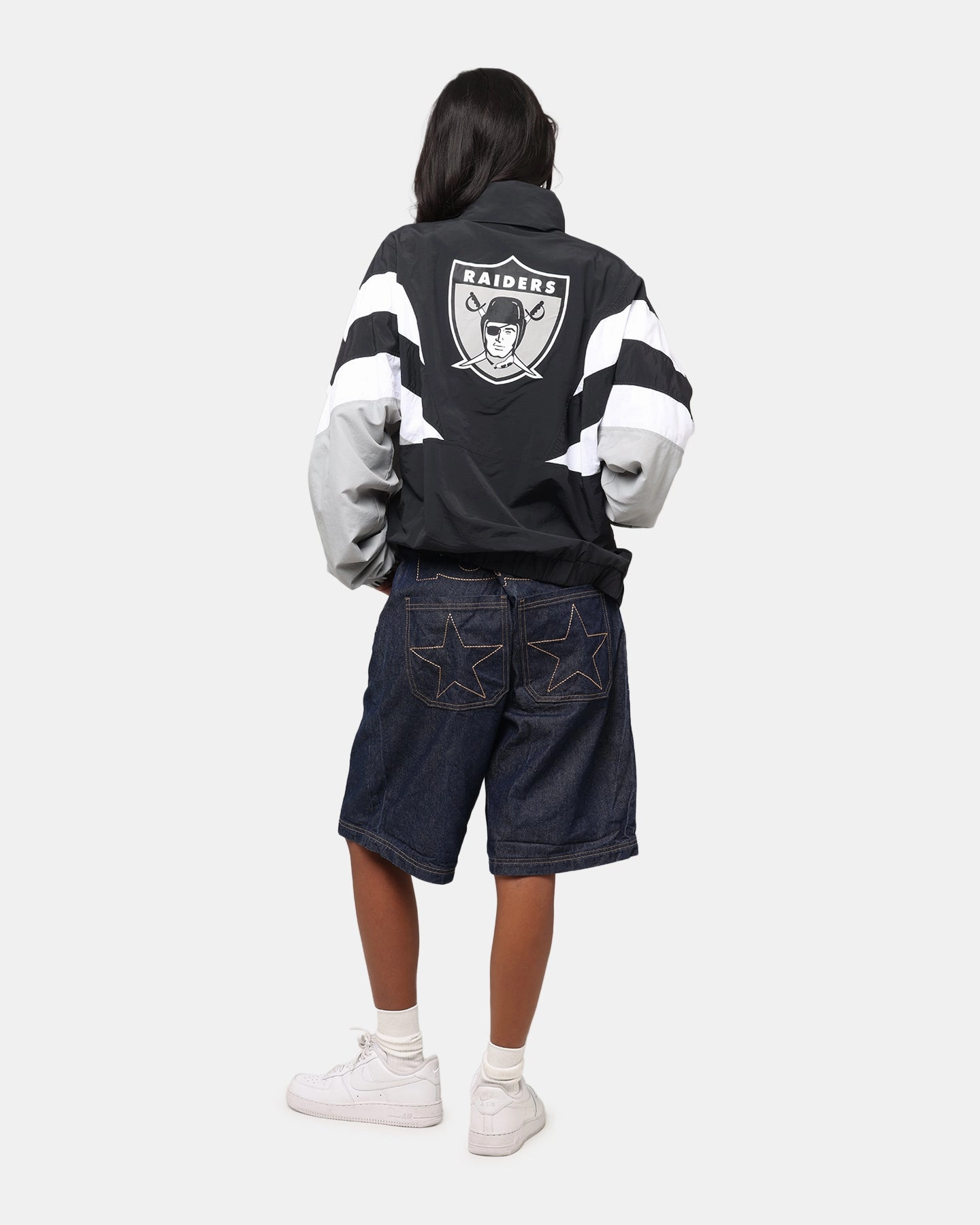 Unstructured Silhouette StaticResistantFabric Mitchell & Ness Las Vegas Raiders Spray Jacket Black/Grey
