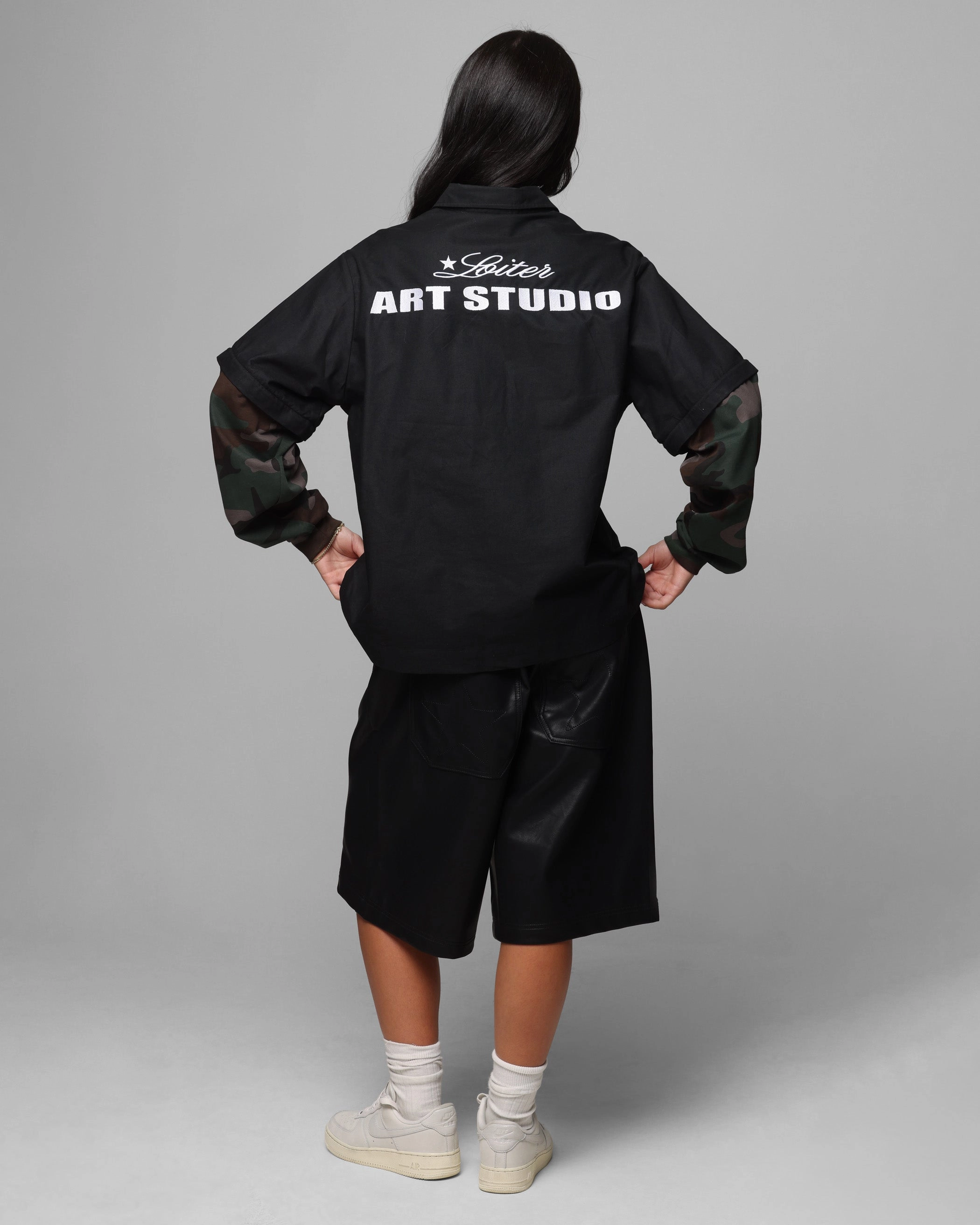 Loiter Art Studio Work Shirt Black/Camo WaffleWeave Flatlock Seam Technique